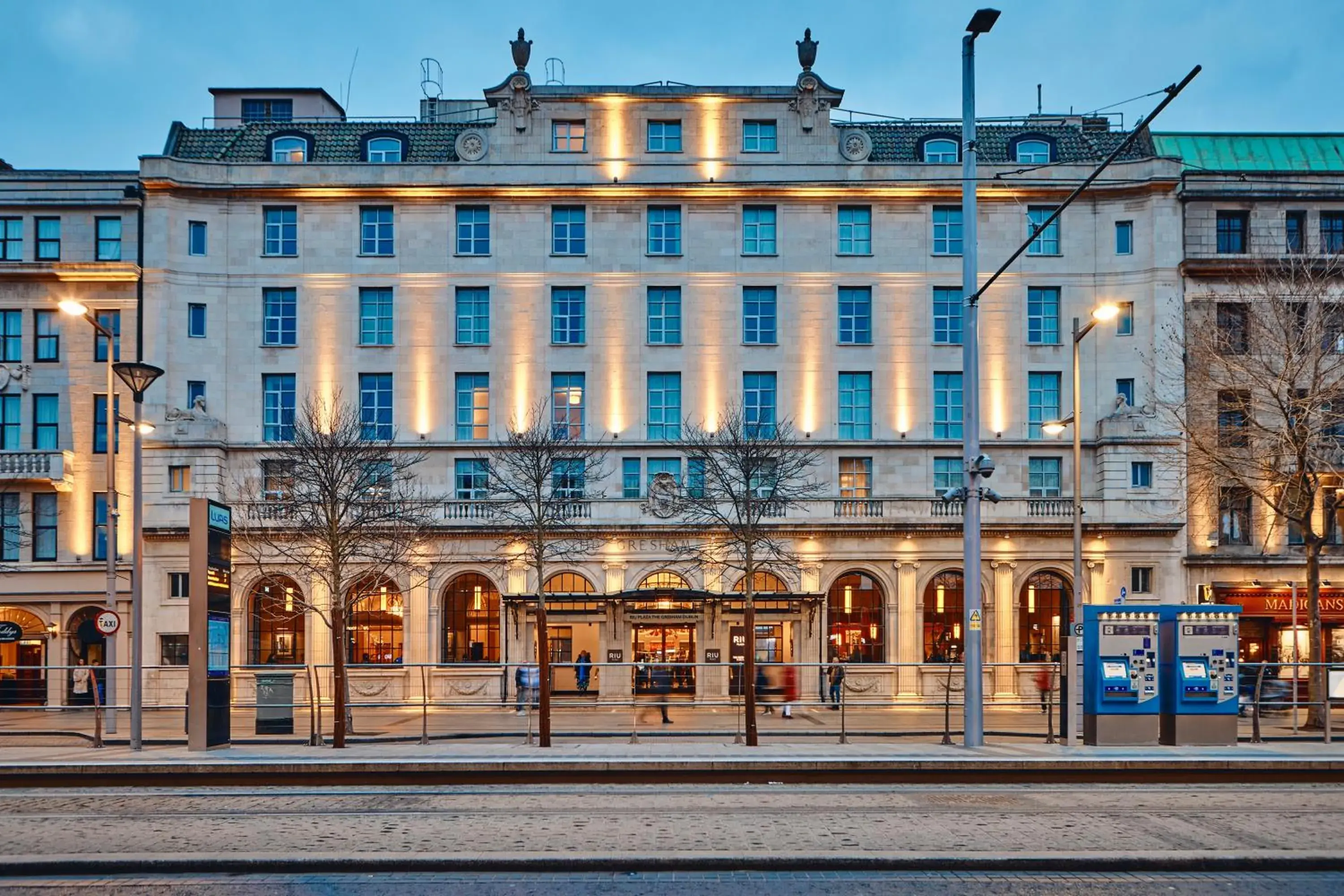 Property building in Riu Plaza The Gresham Dublin Property building in Riu Plaza The Gresham Dublin