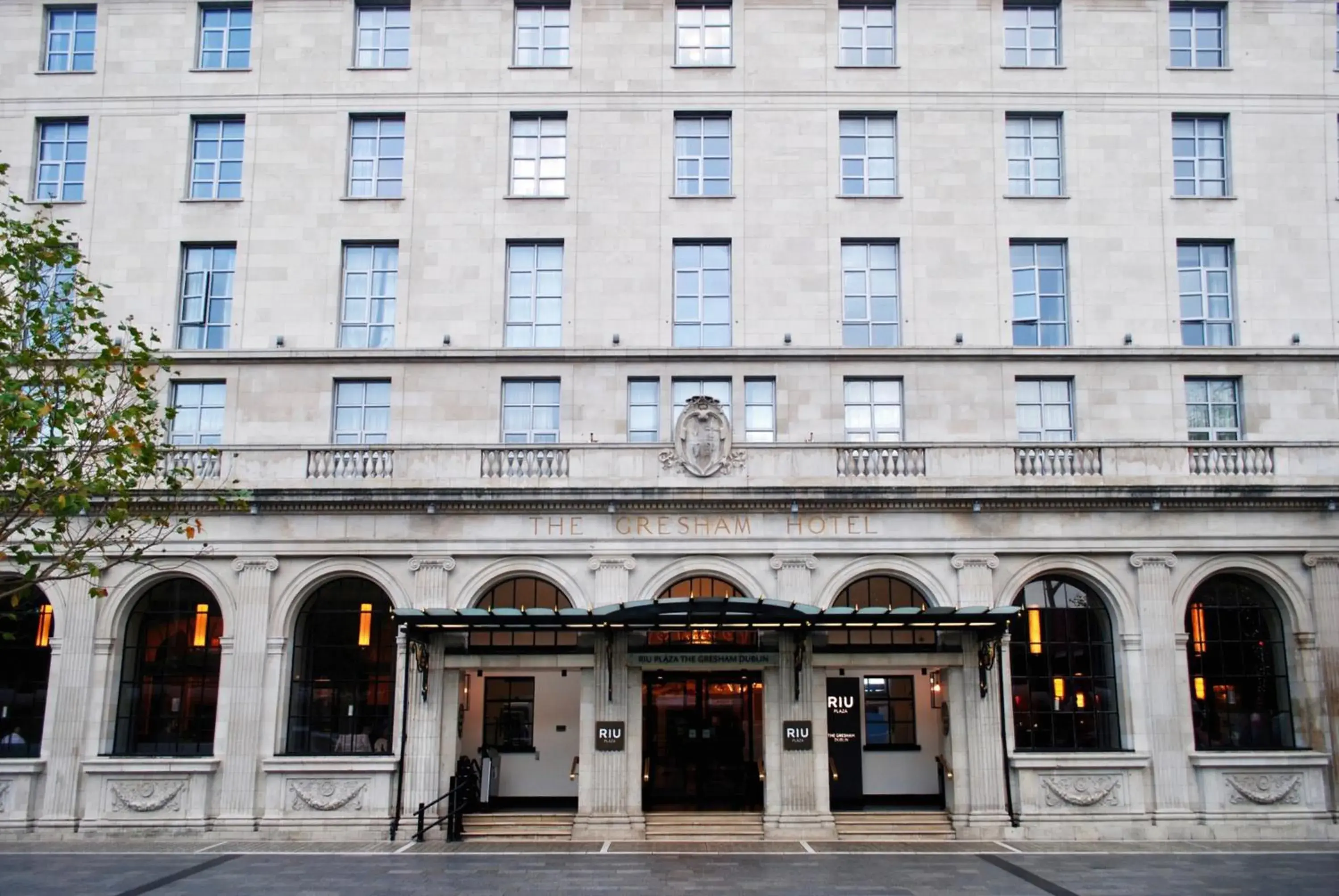 Property building in Riu Plaza The Gresham Dublin Property building in Riu Plaza The Gresham Dublin