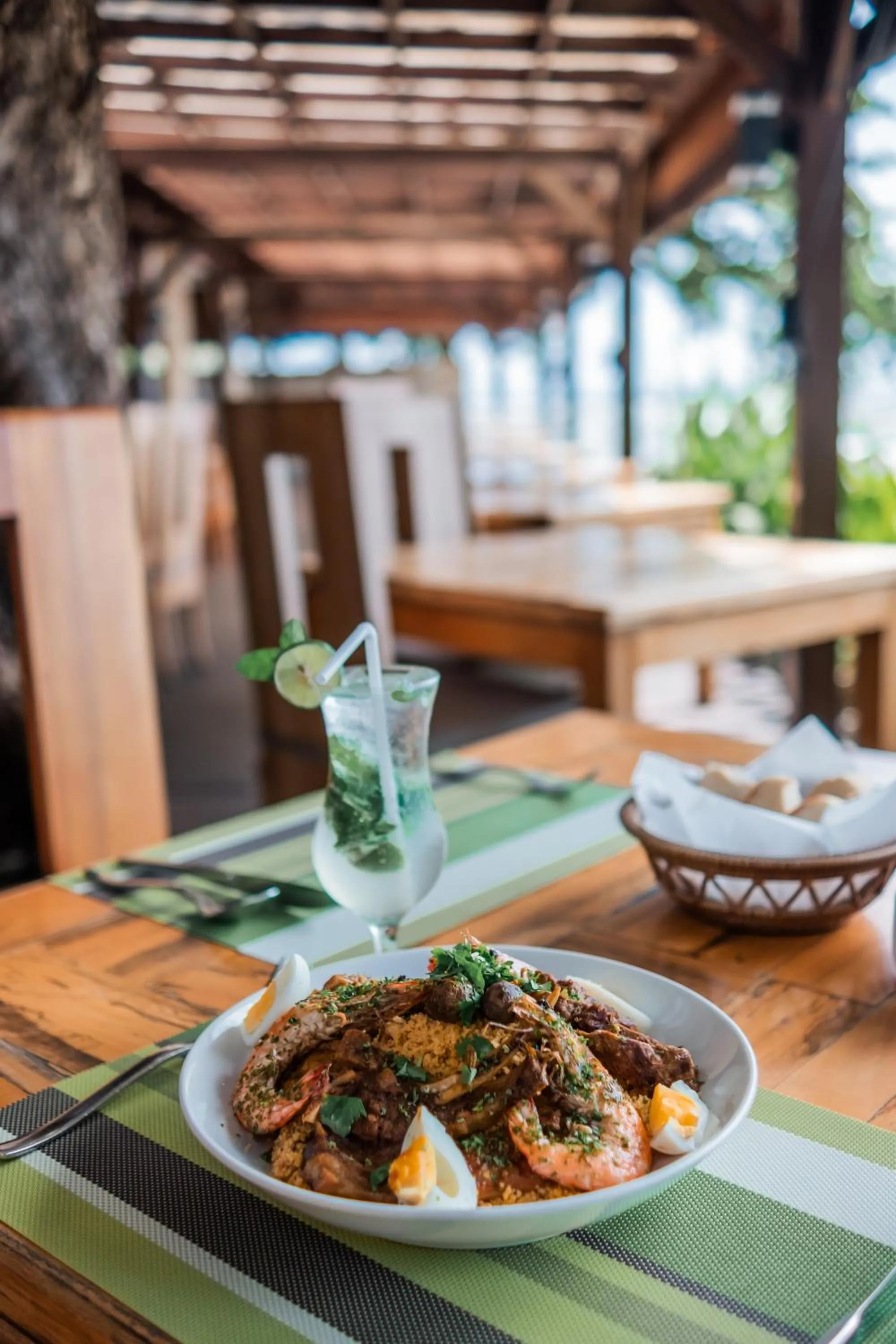 Restaurant/places to eat in Living Asia Resort and Spa