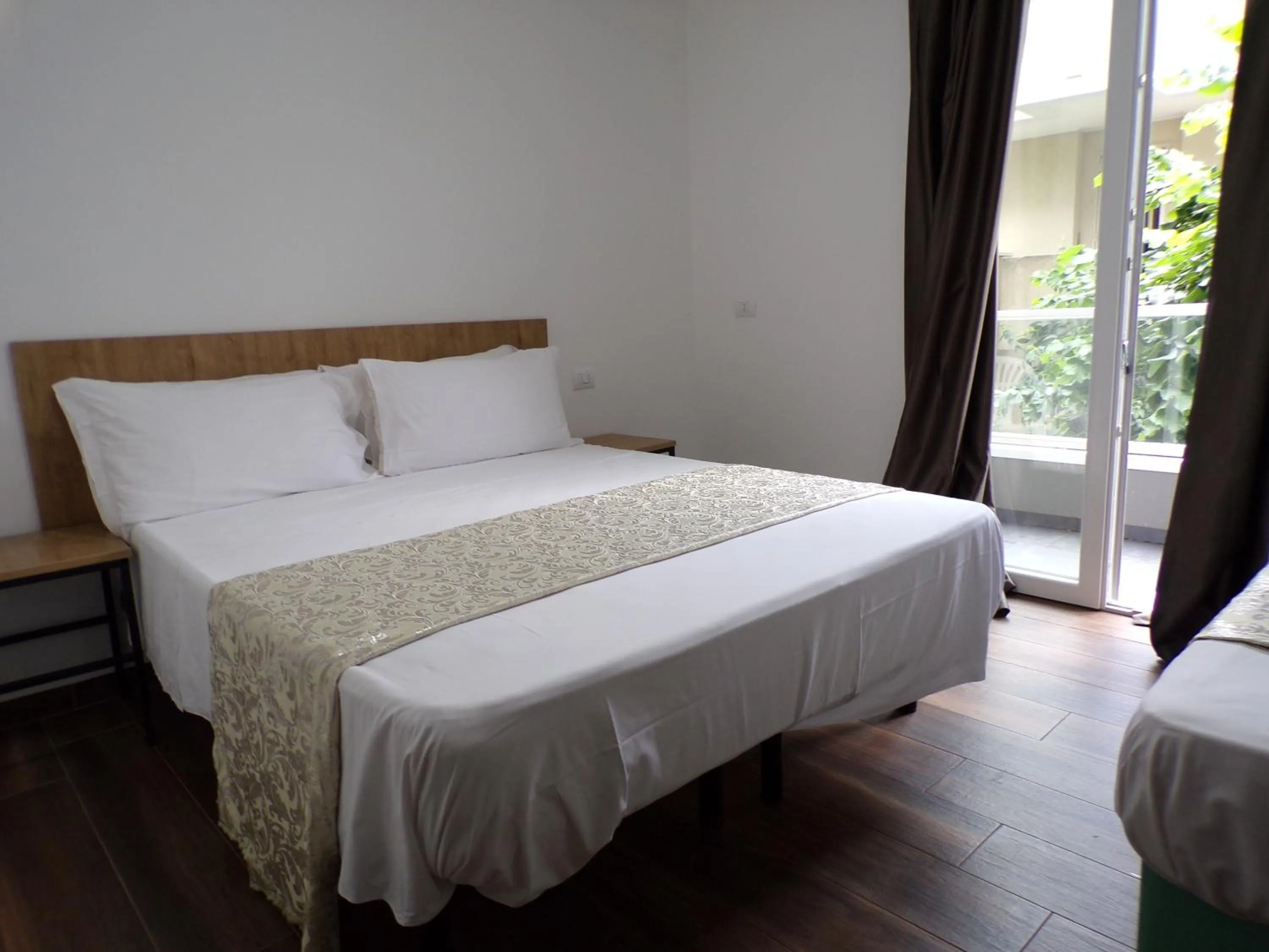 Bedroom in Hotel Nord Est