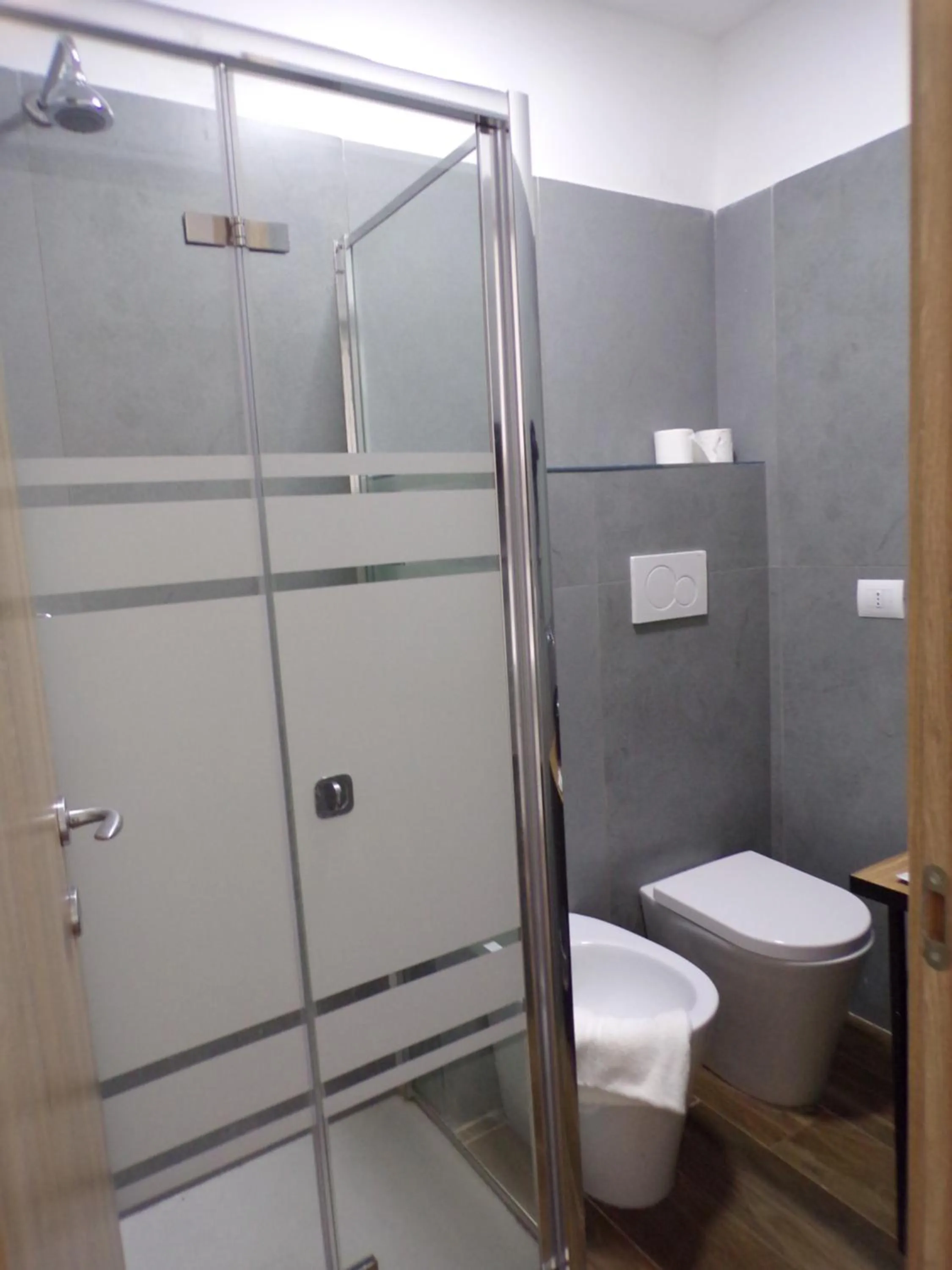 Bathroom in Hotel Nord Est