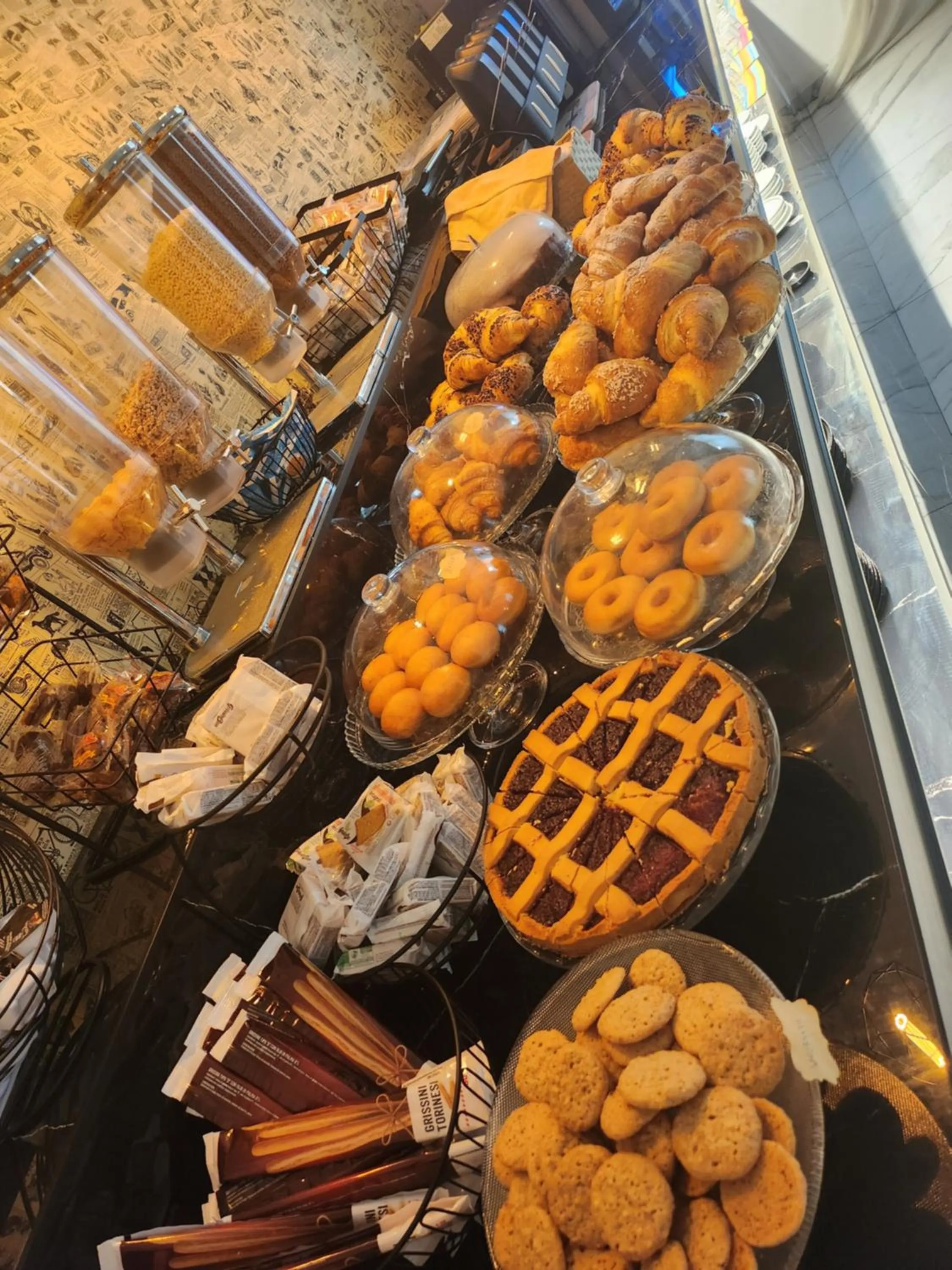 Breakfast in Hotel Nord Est