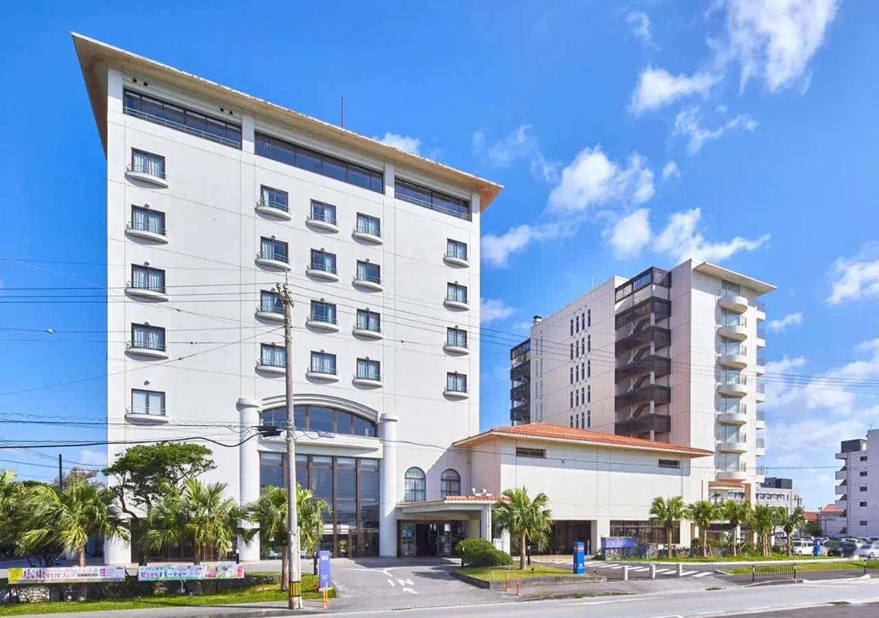 Property building in Hotel Yugaf Inn Okinawa Property building in Hotel Yugaf Inn Okinawa
