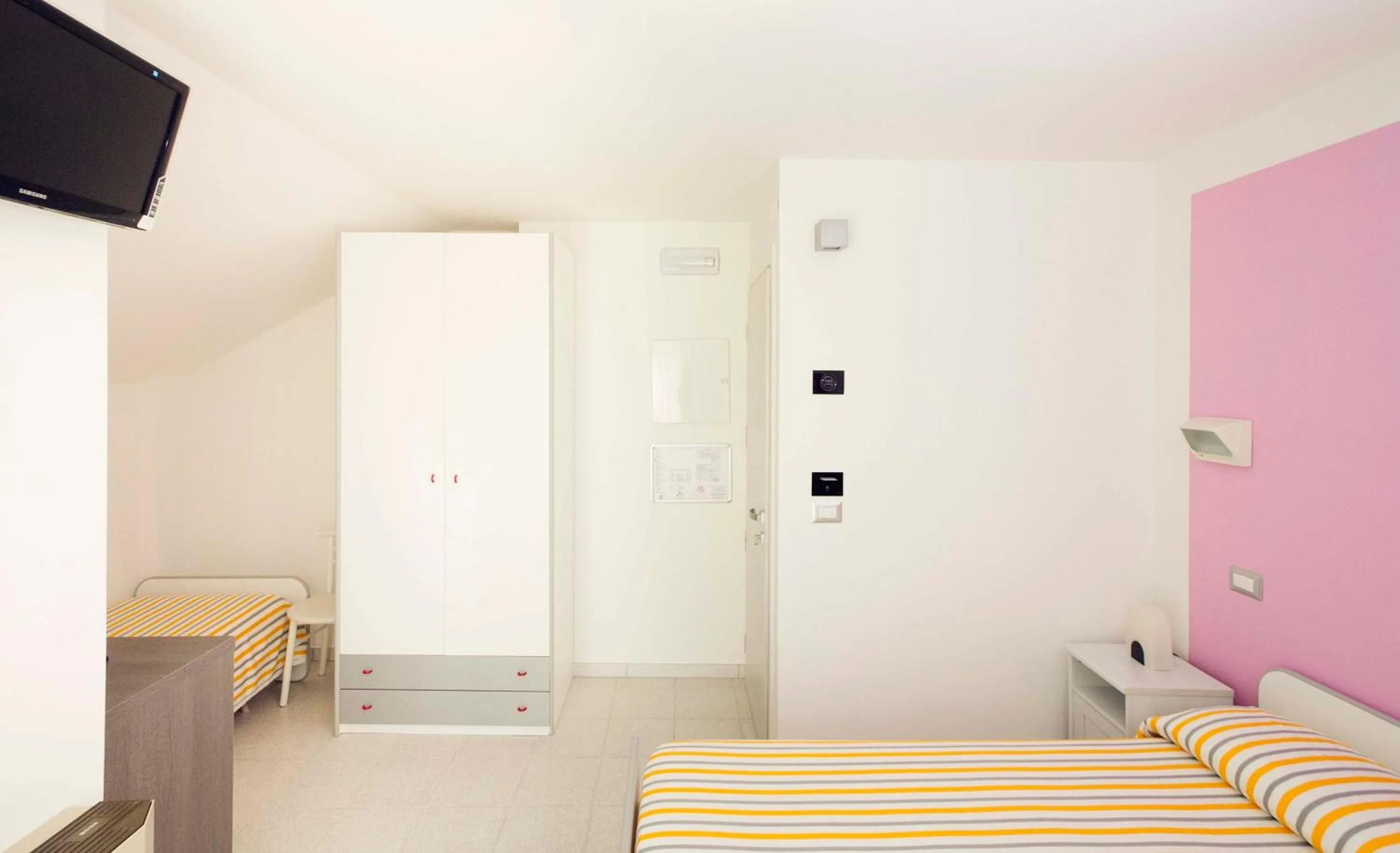 Bed in Hotel La Maestra