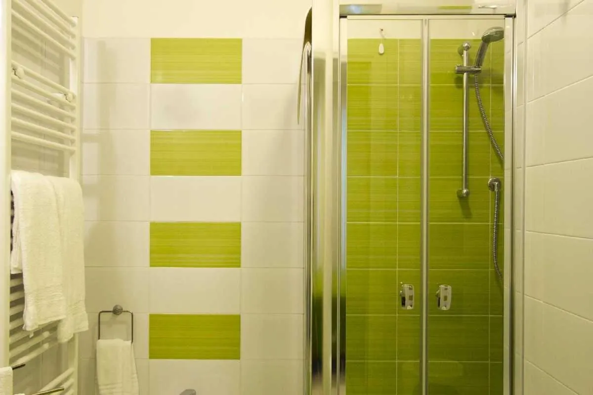 Shower in Hotel La Maestra