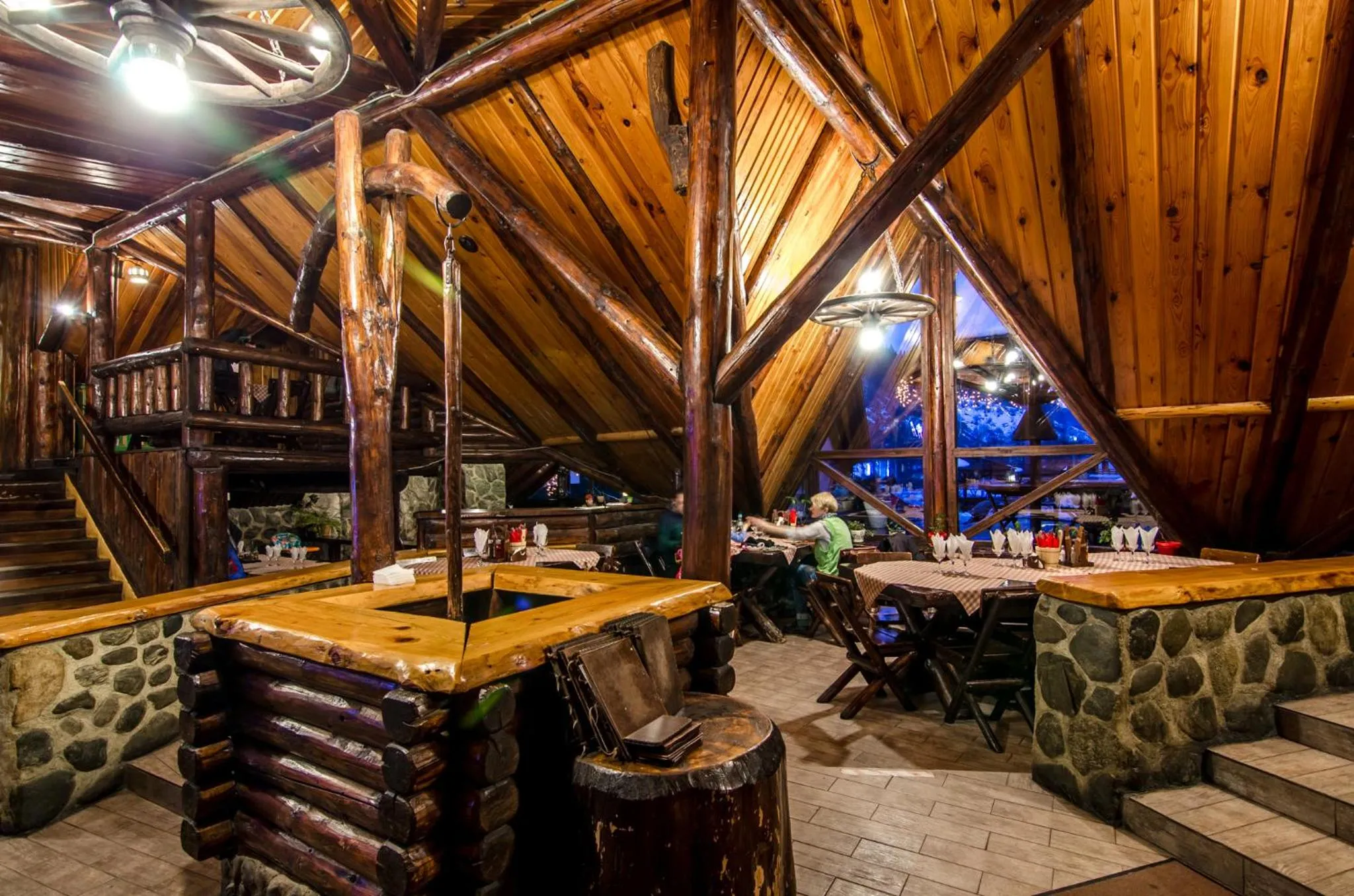 Restaurant/places to eat in Resort Cheile Gradistei Moieciu