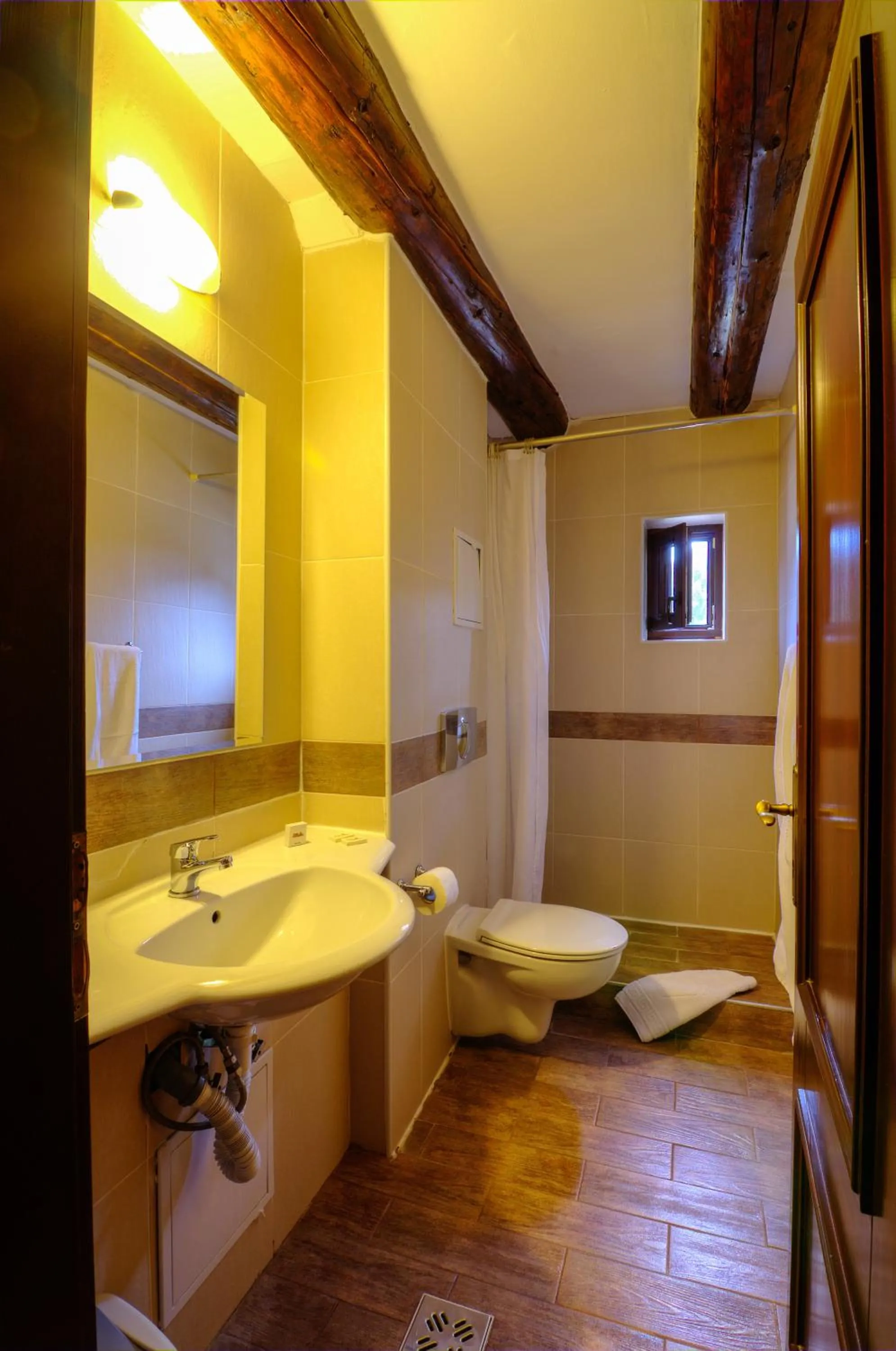 Bathroom in Resort Cheile Gradistei Moieciu