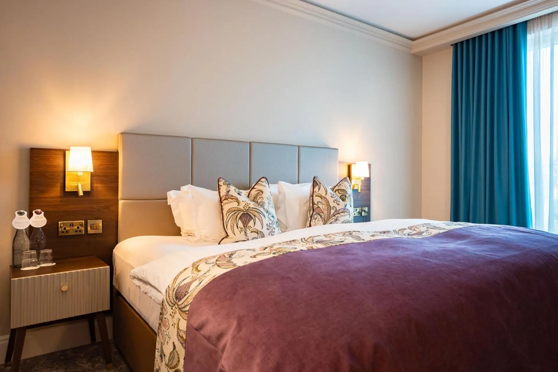 Bedroom, Bed in Cork's Vienna Woods Hotel & Villas