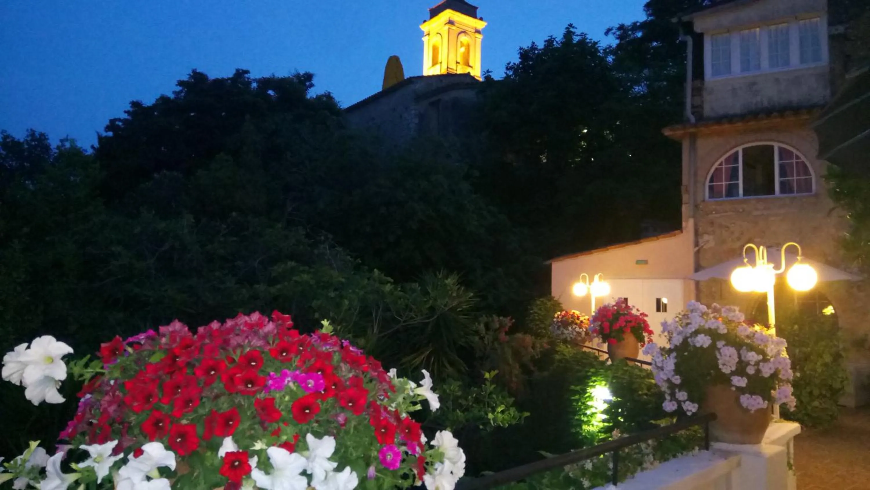 Off site in Chambres d'hôtes Les Terrasses du Soleil