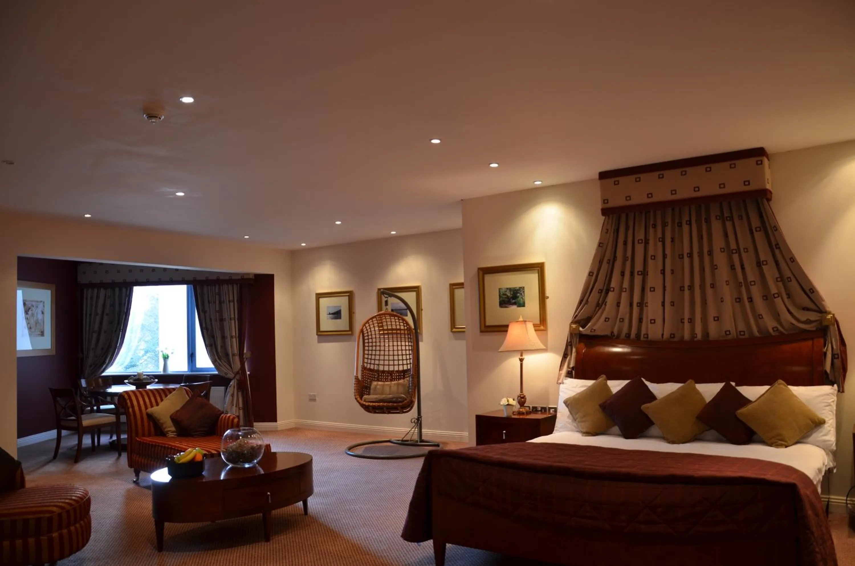 Photo of the whole room, Bed in Kiltimagh Park Hotel