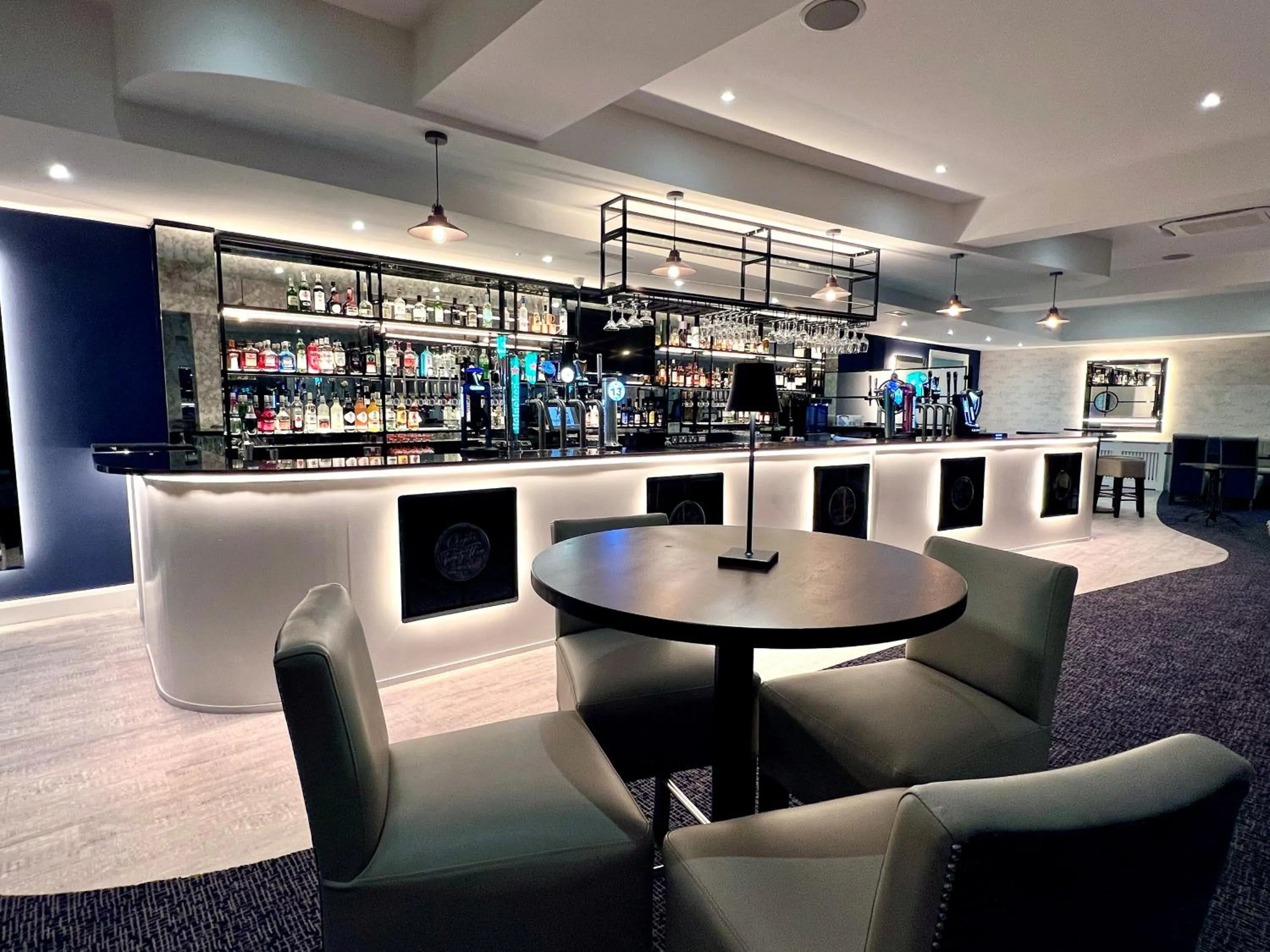 Restaurant/places to eat in Kiltimagh Park Hotel