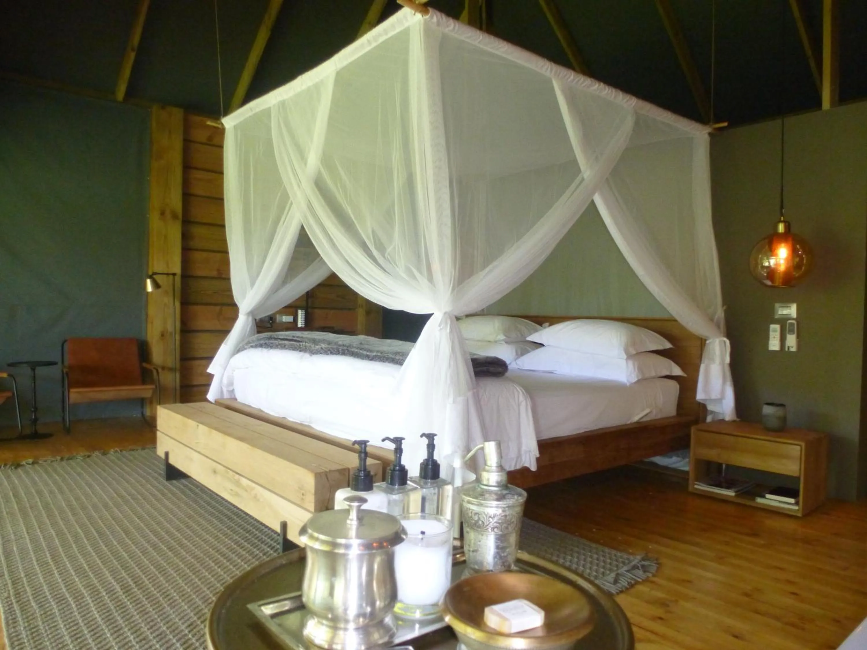 Bedroom, Bed in Summerfields Rose Retreat and Spa