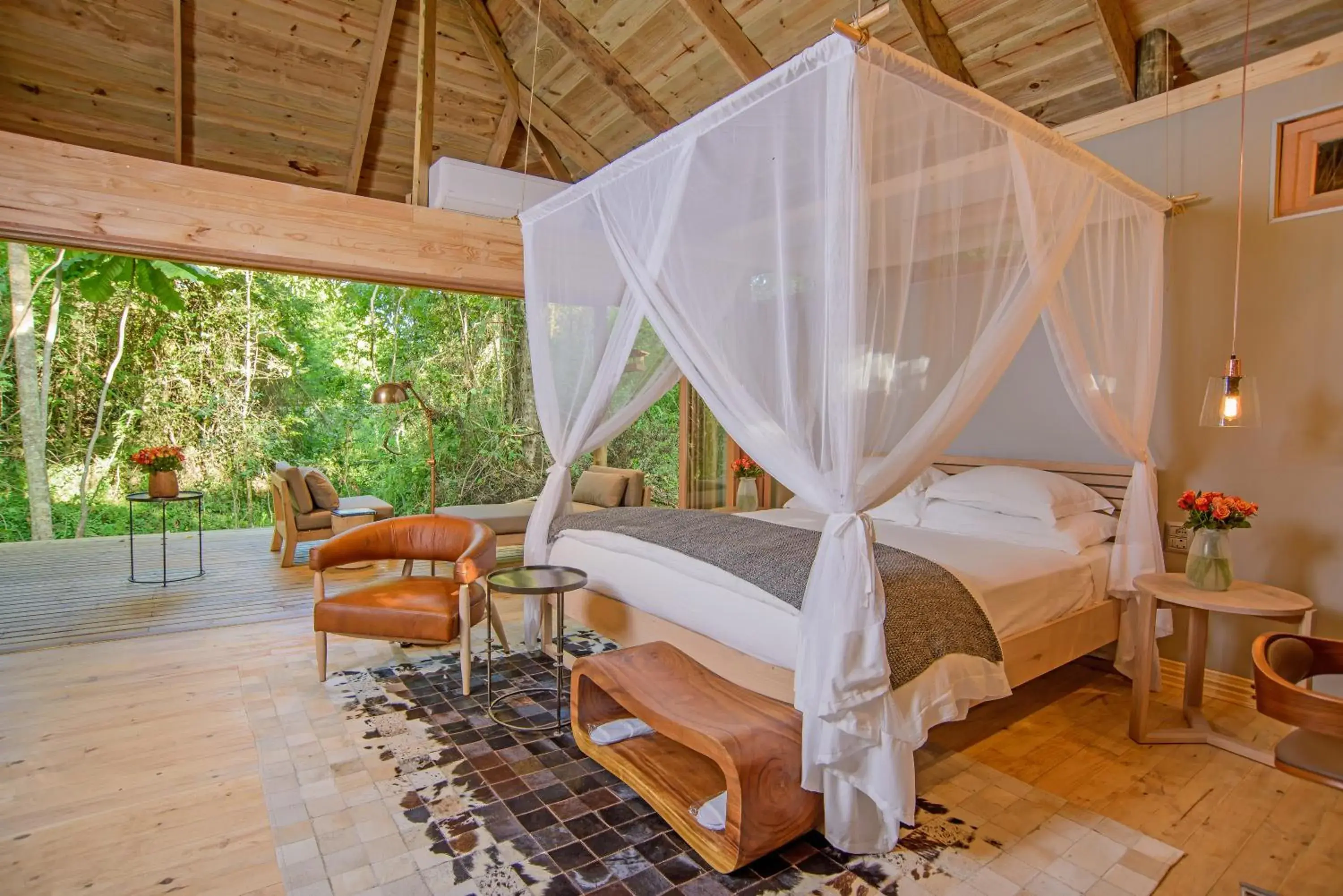 Luxury Honeymoon suite - single occupancy in Summerfields Rose Retreat and Spa Luxury Honeymoon suite - single occupancy in Summerfields Rose Retreat and Spa