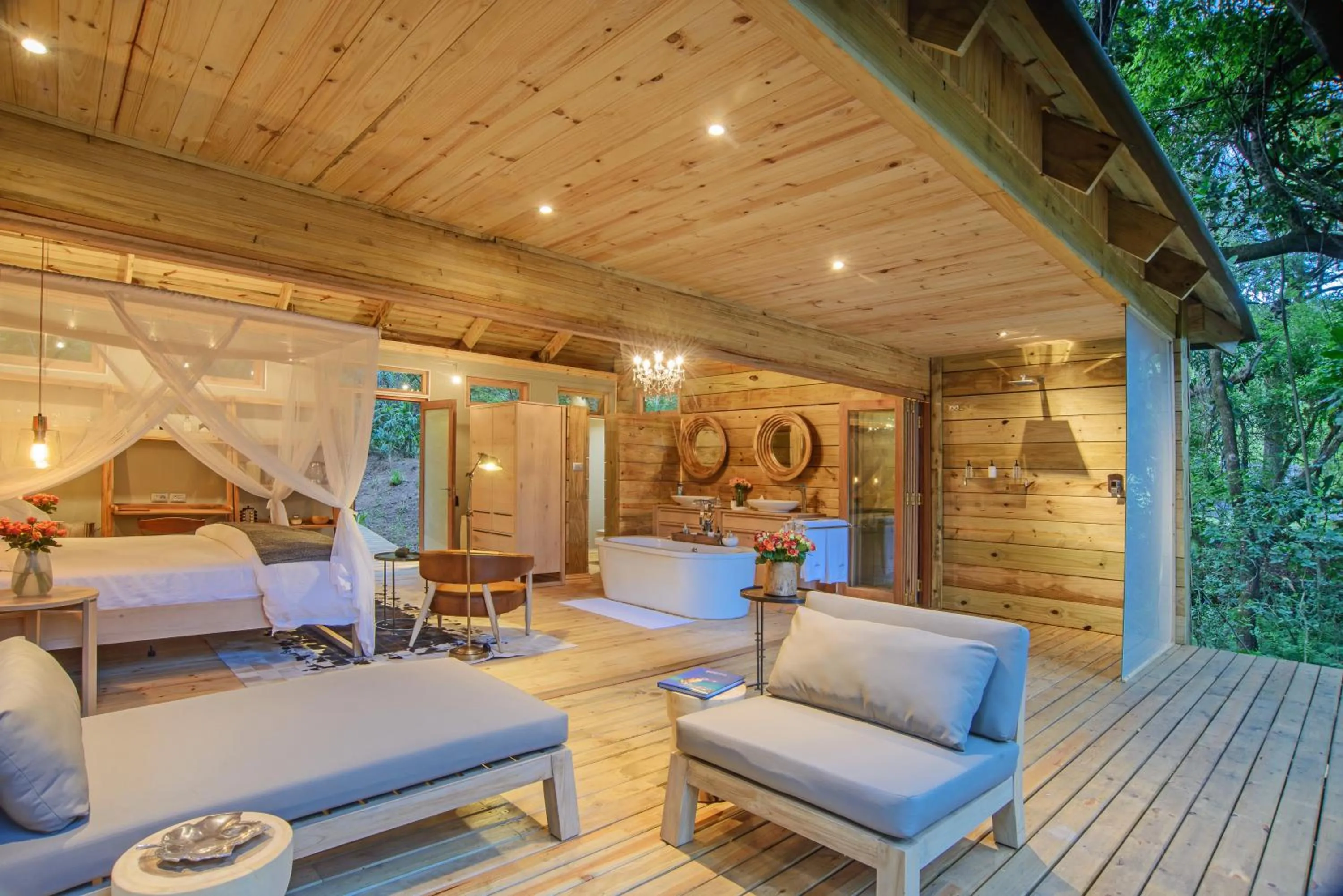 Shower in Summerfields Rose Retreat and Spa