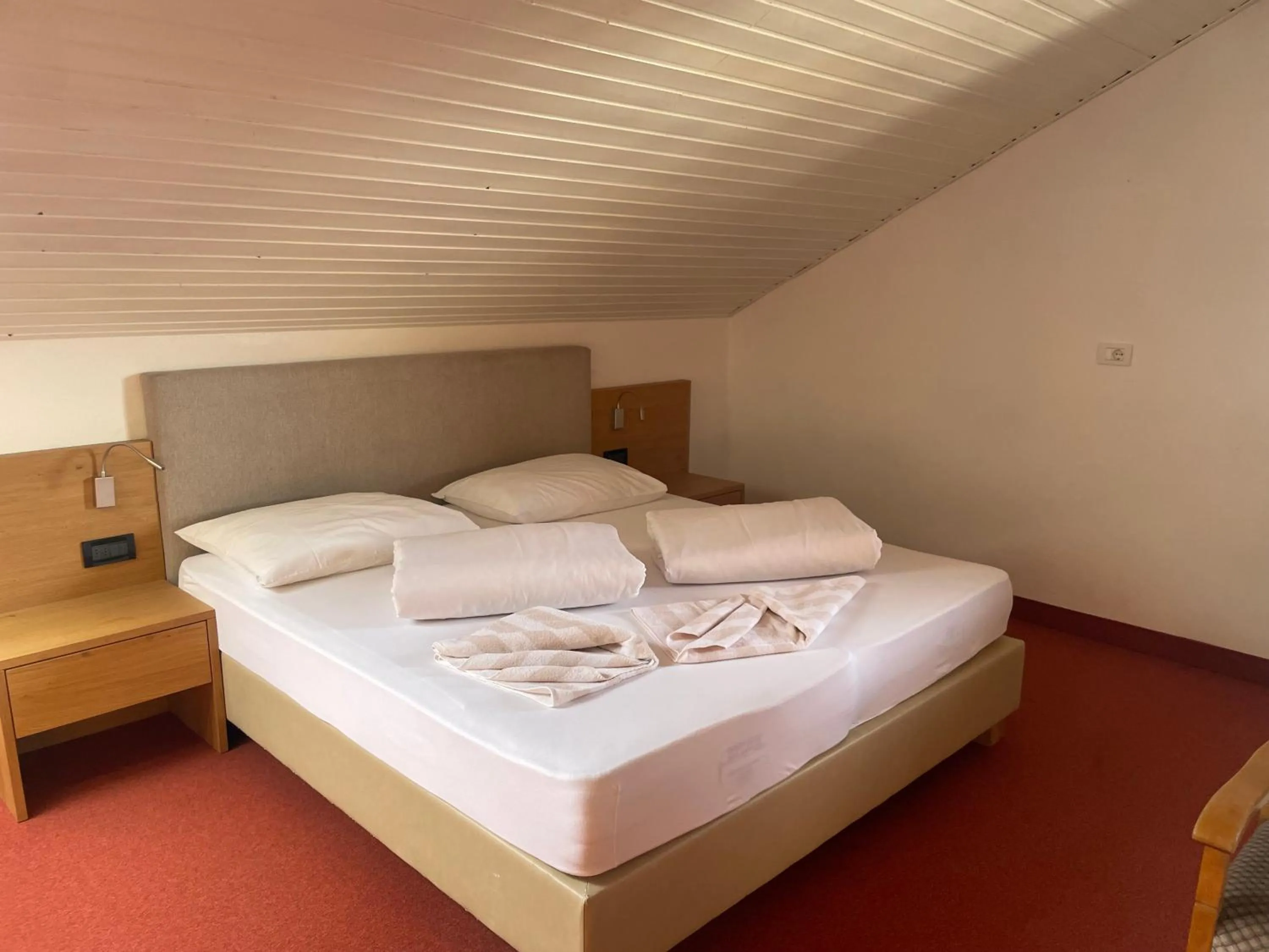 Bedroom, Bed in Hotel Wiedenhofer
