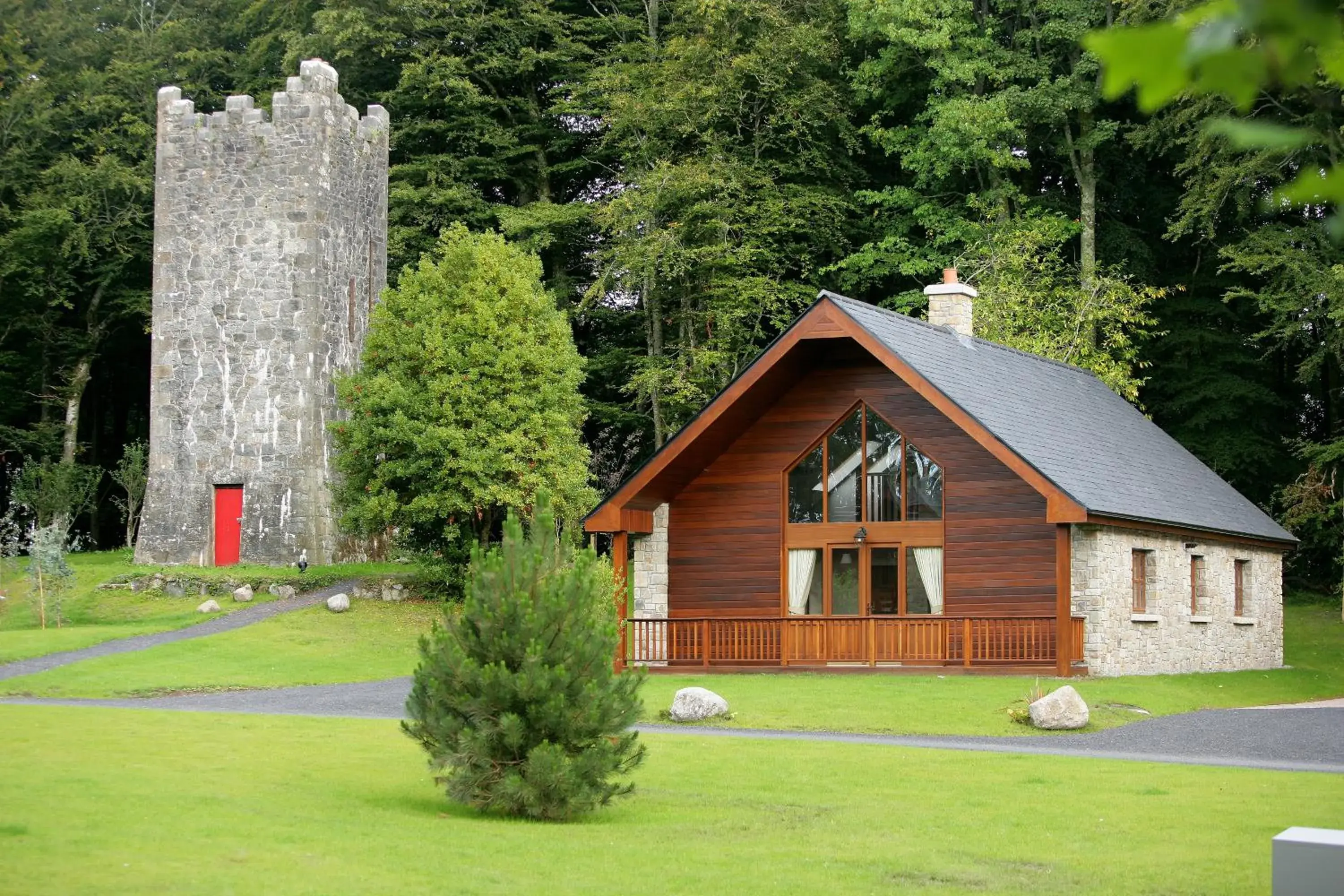 Property building in Mount Falcon Estate Property building in Mount Falcon Estate