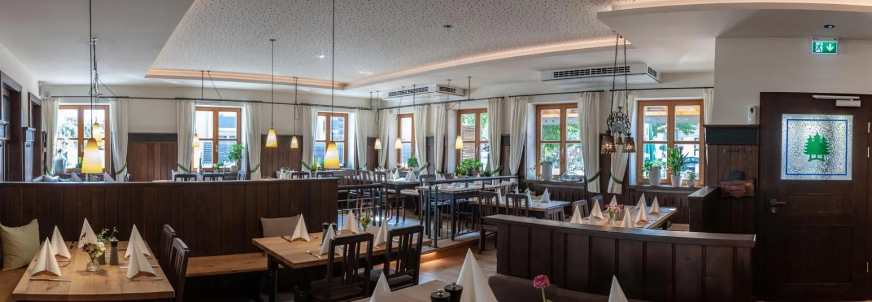 Restaurant/places to eat in Hotel Drei Tannen