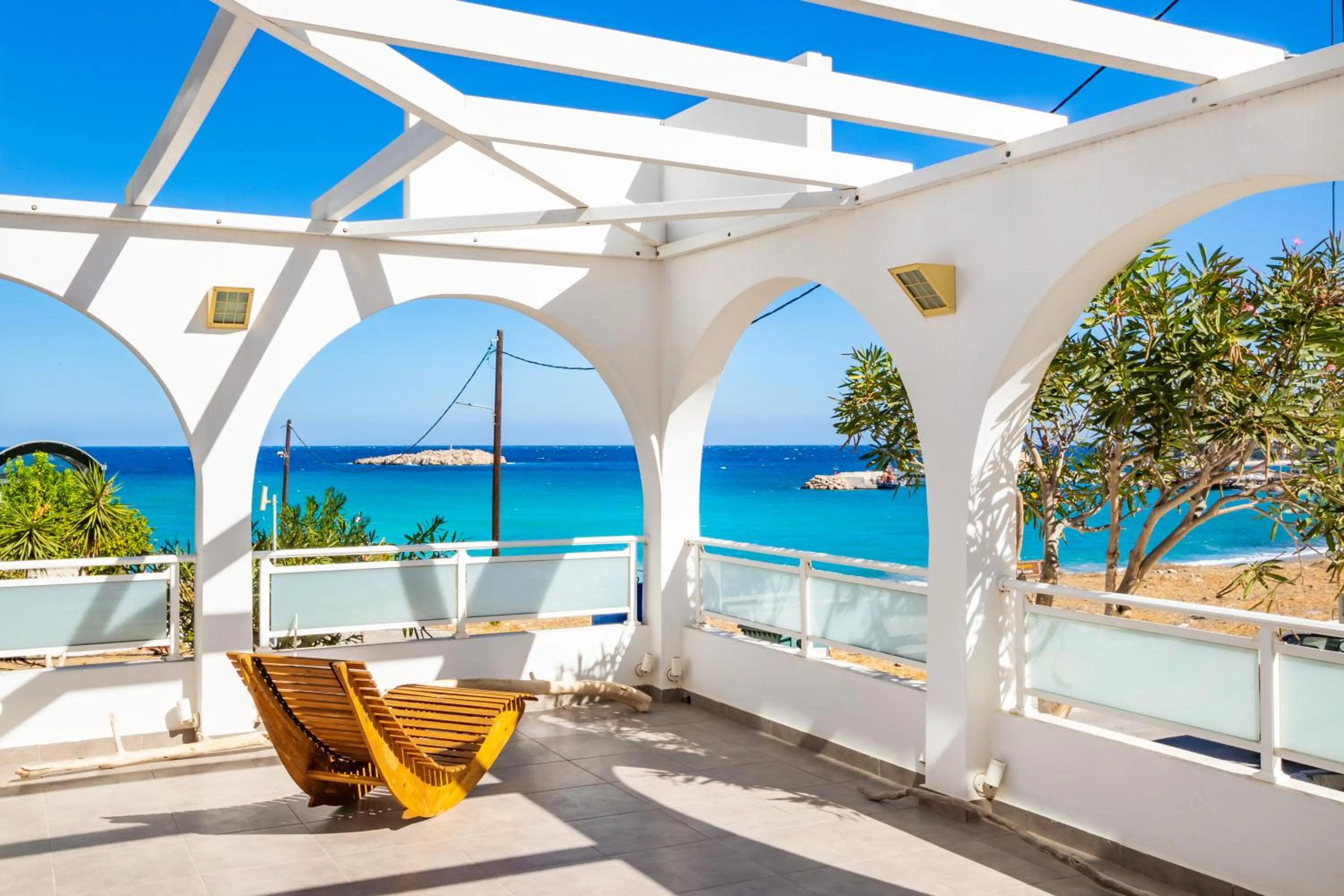 ALOS SUITES ex-Possirama Bay aparts