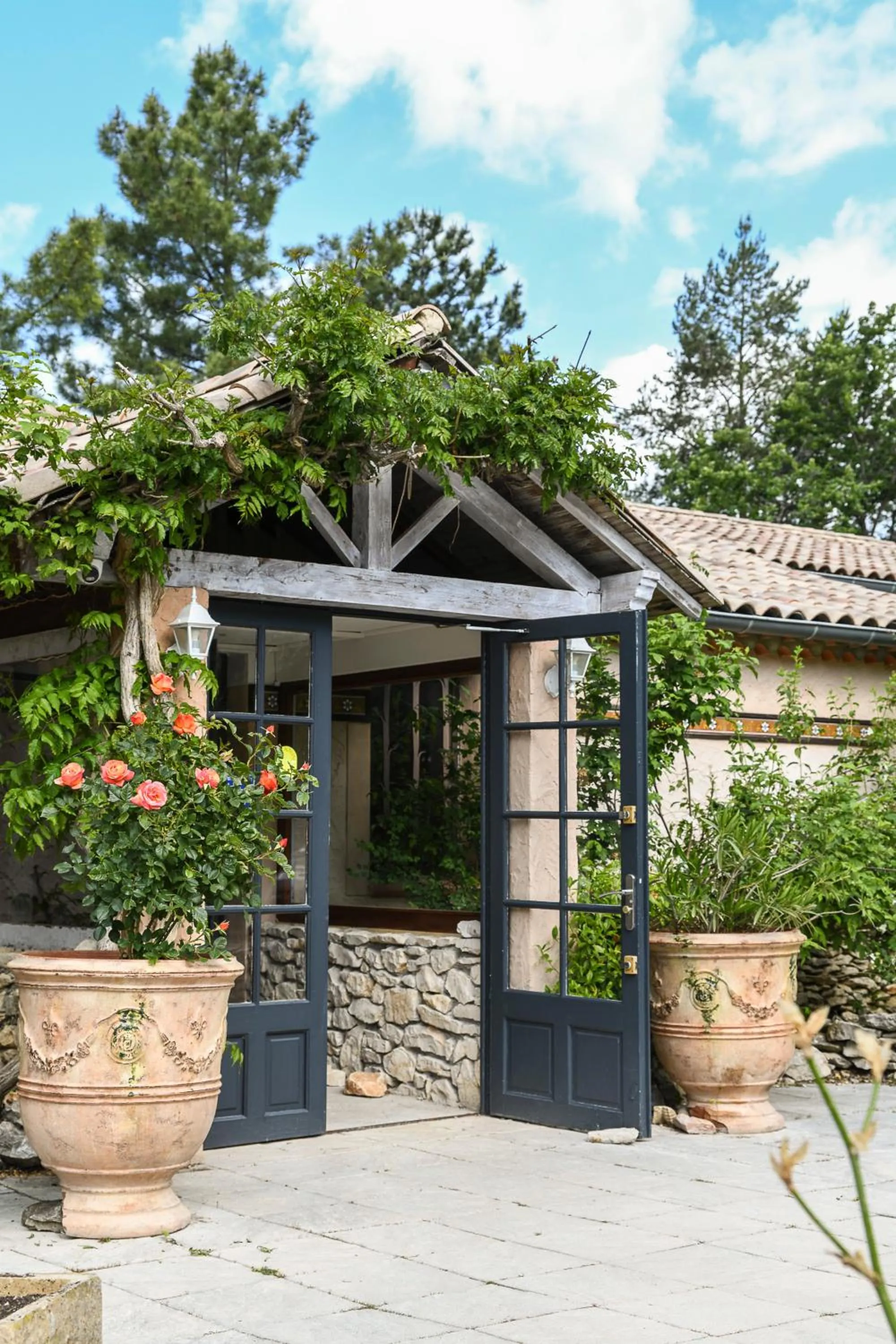 Restaurant/places to eat in Domaine du Val de Sault