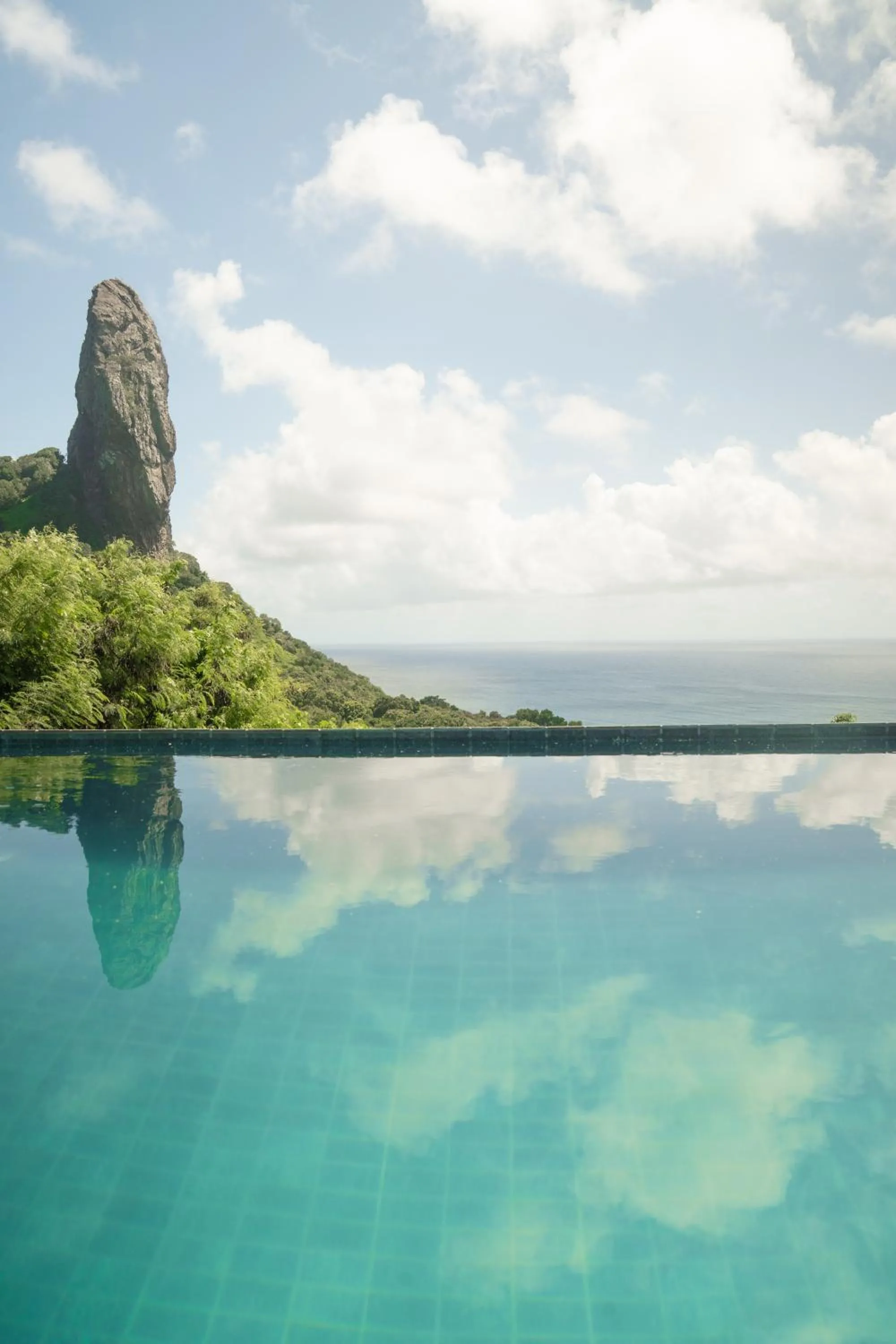 Swimming pool in Pousada Filó