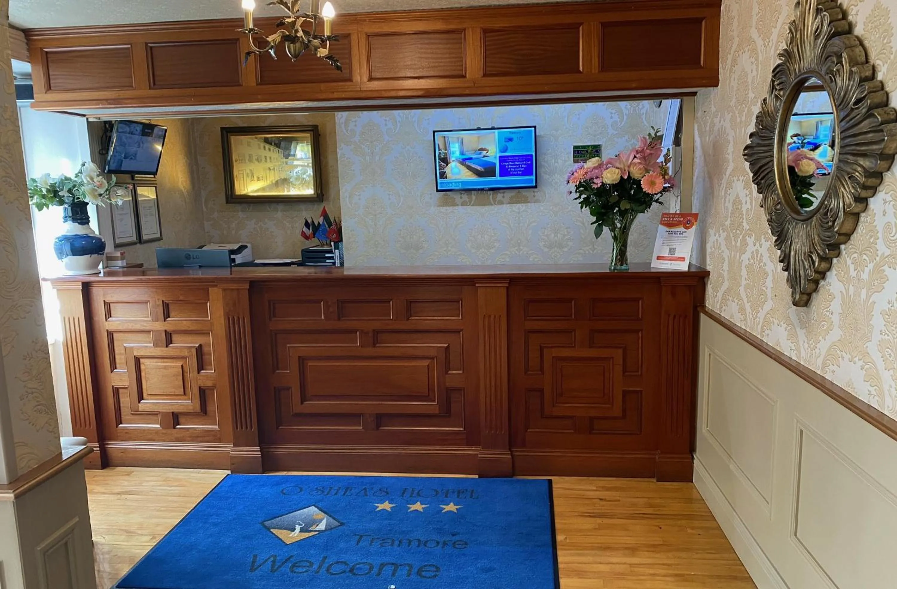 Text overlay in O'Shea's Hotel