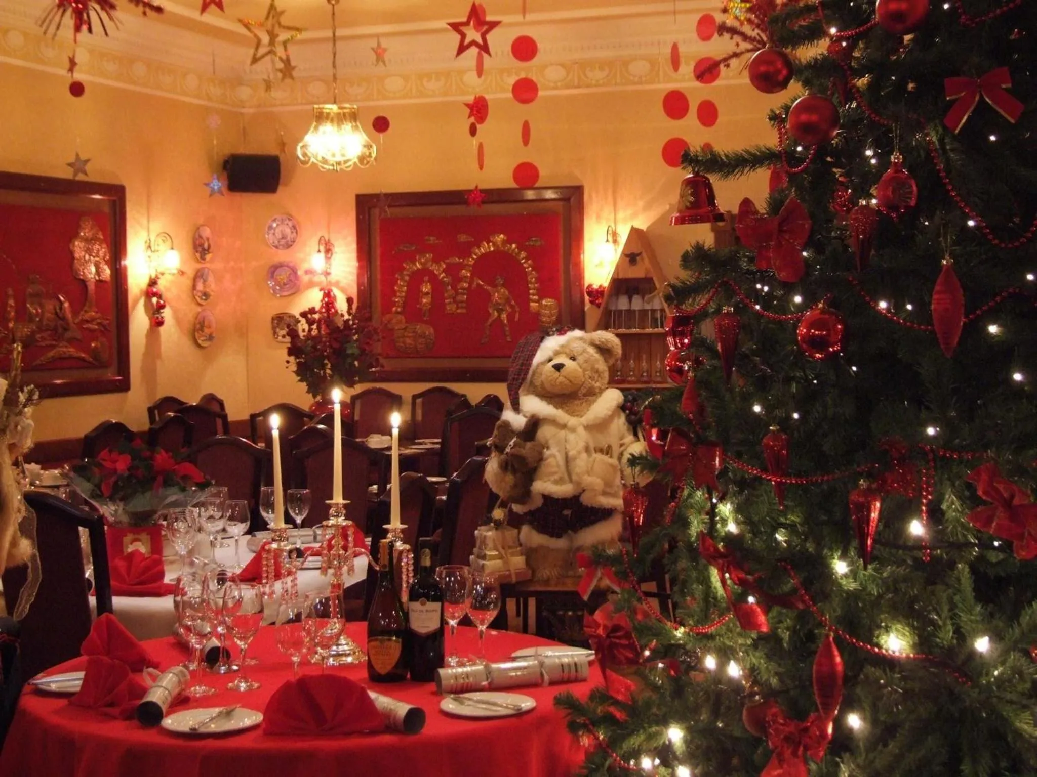 Restaurant/places to eat in O'Shea's Hotel