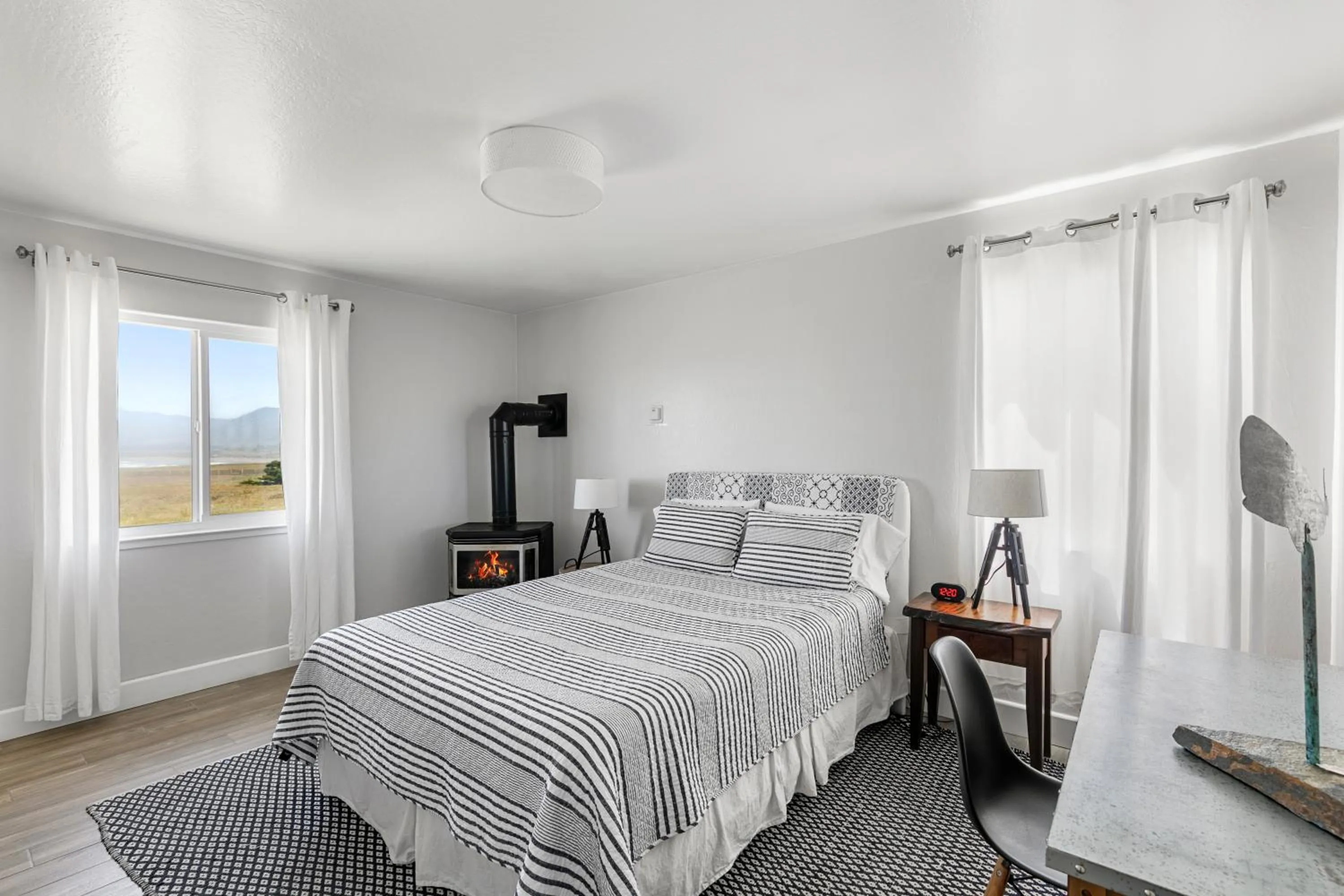 Bed in Point Arena Lighthouse