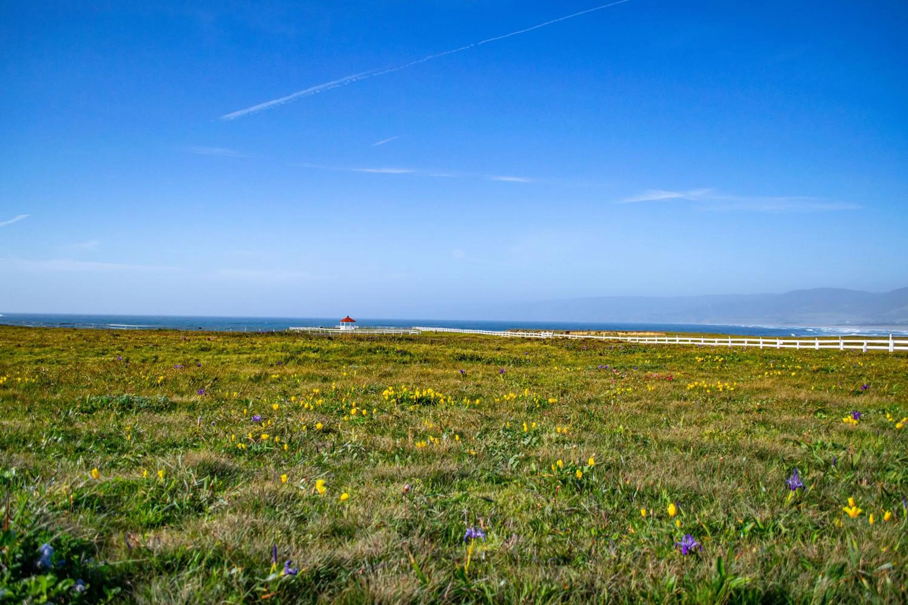 Mountain view in Point Arena Lighthouse