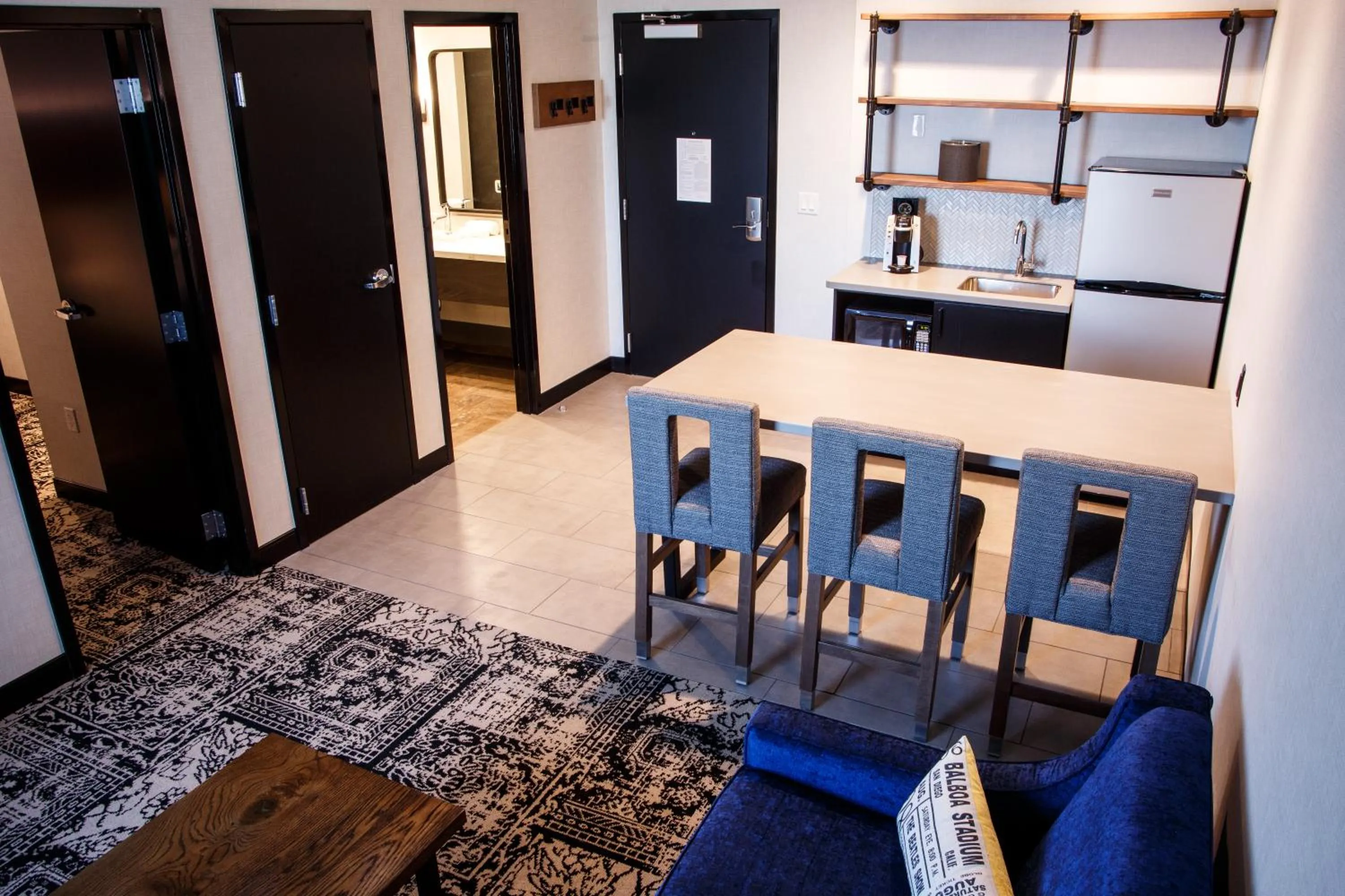 Seating area in Hotel Rock Lititz