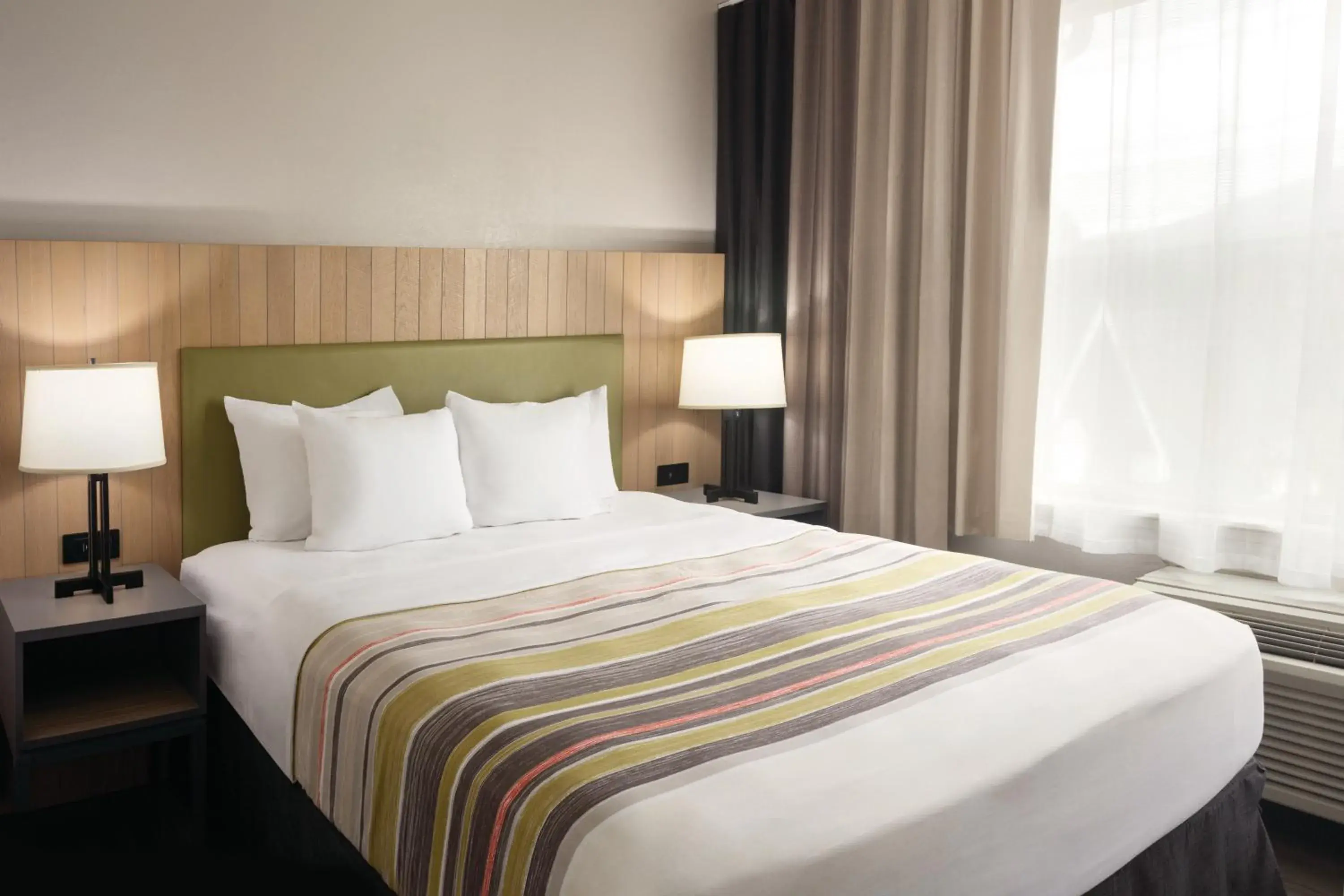 Extended Stay King Suite - Non-Smoking in Country Inn & Suites by Radisson, Chattanooga-Lookout Mountain Extended Stay King Suite - Non-Smoking in Country Inn & Suites by Radisson, Chattanooga-Lookout Mountain