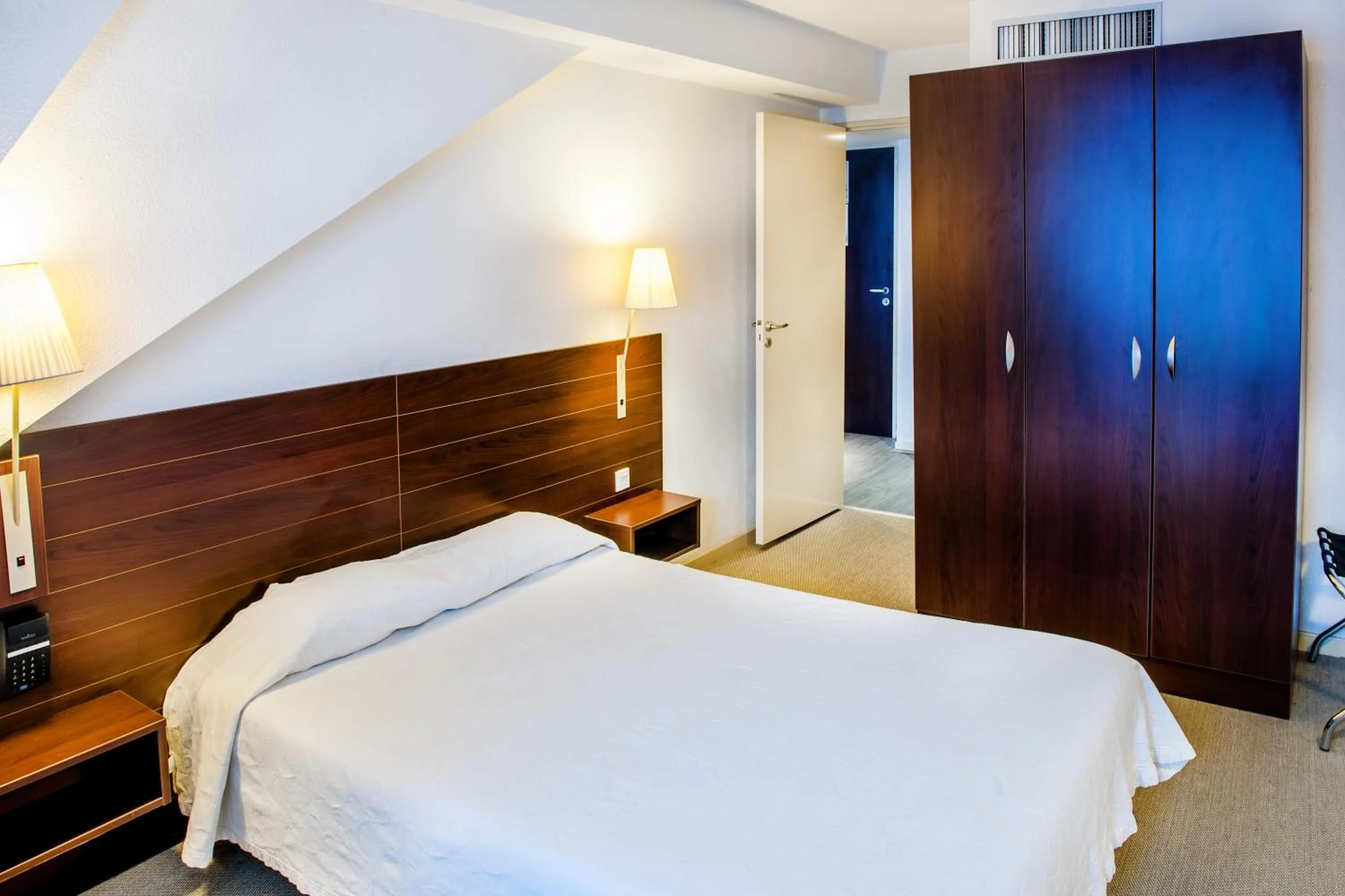 Bed in Appart'hôtel Saint Jean