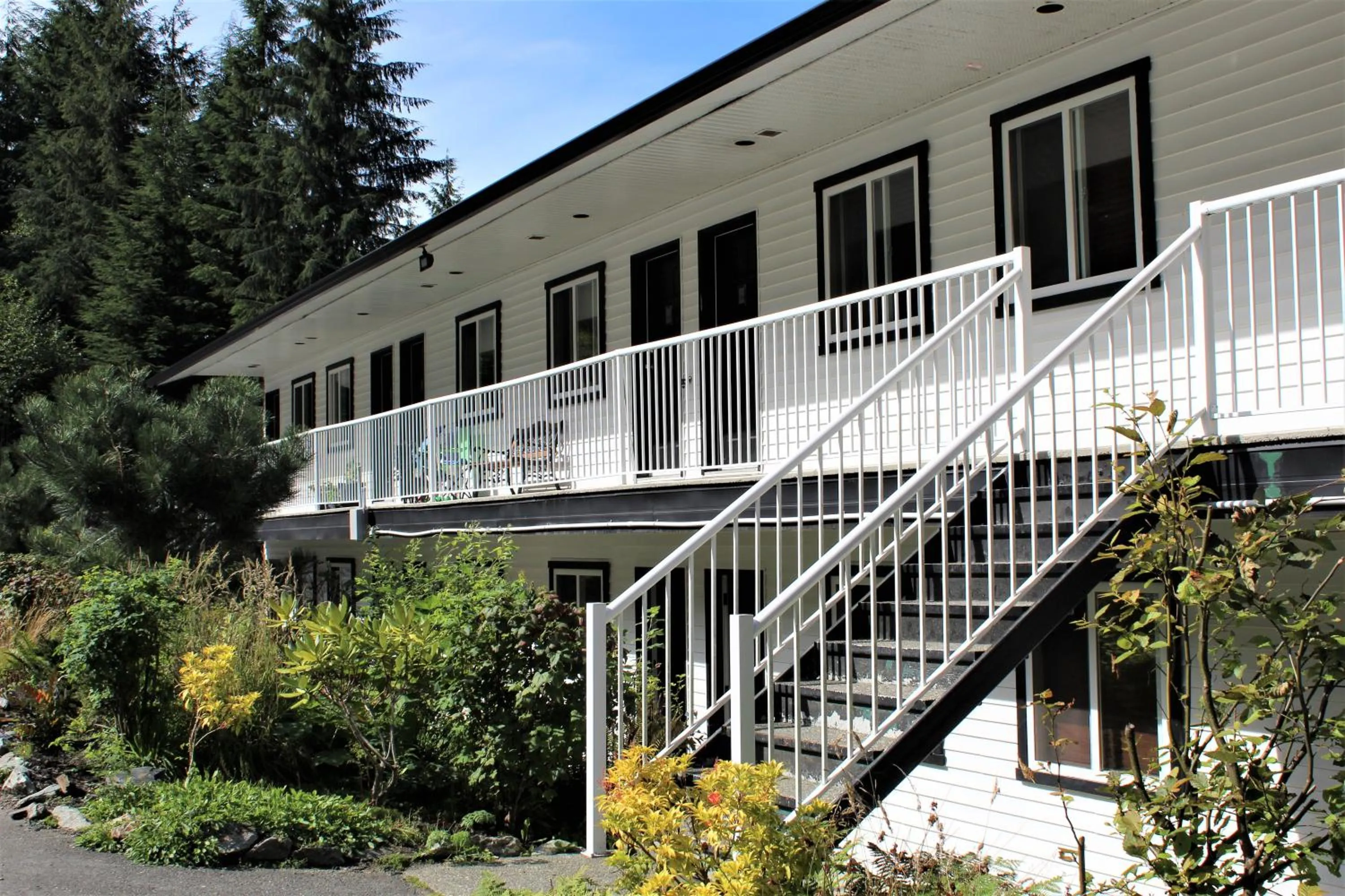 Property building in West Coast Trail Lodge