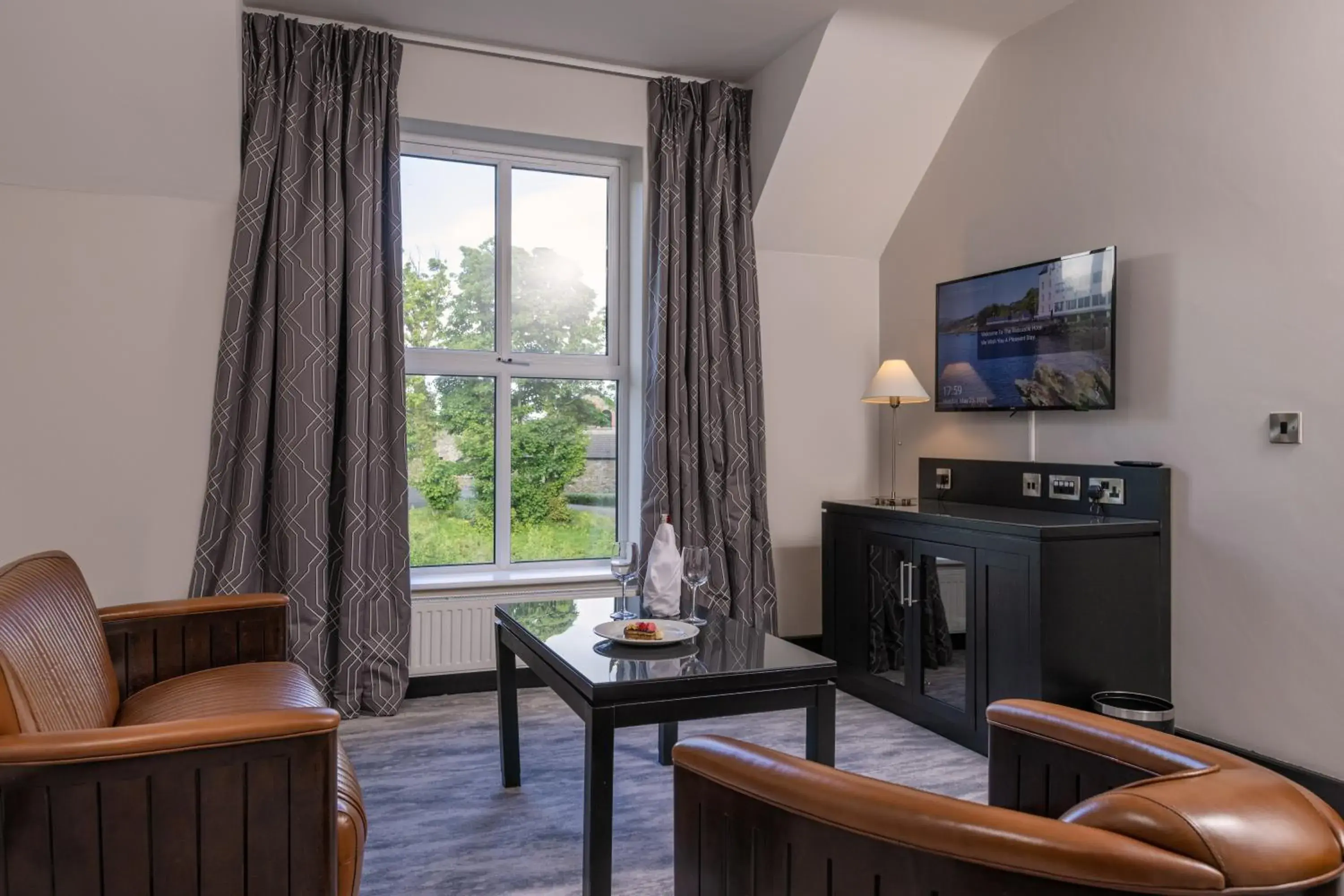 Junior Suite - single occupancy in Redcastle Hotel Junior Suite - single occupancy in Redcastle Hotel