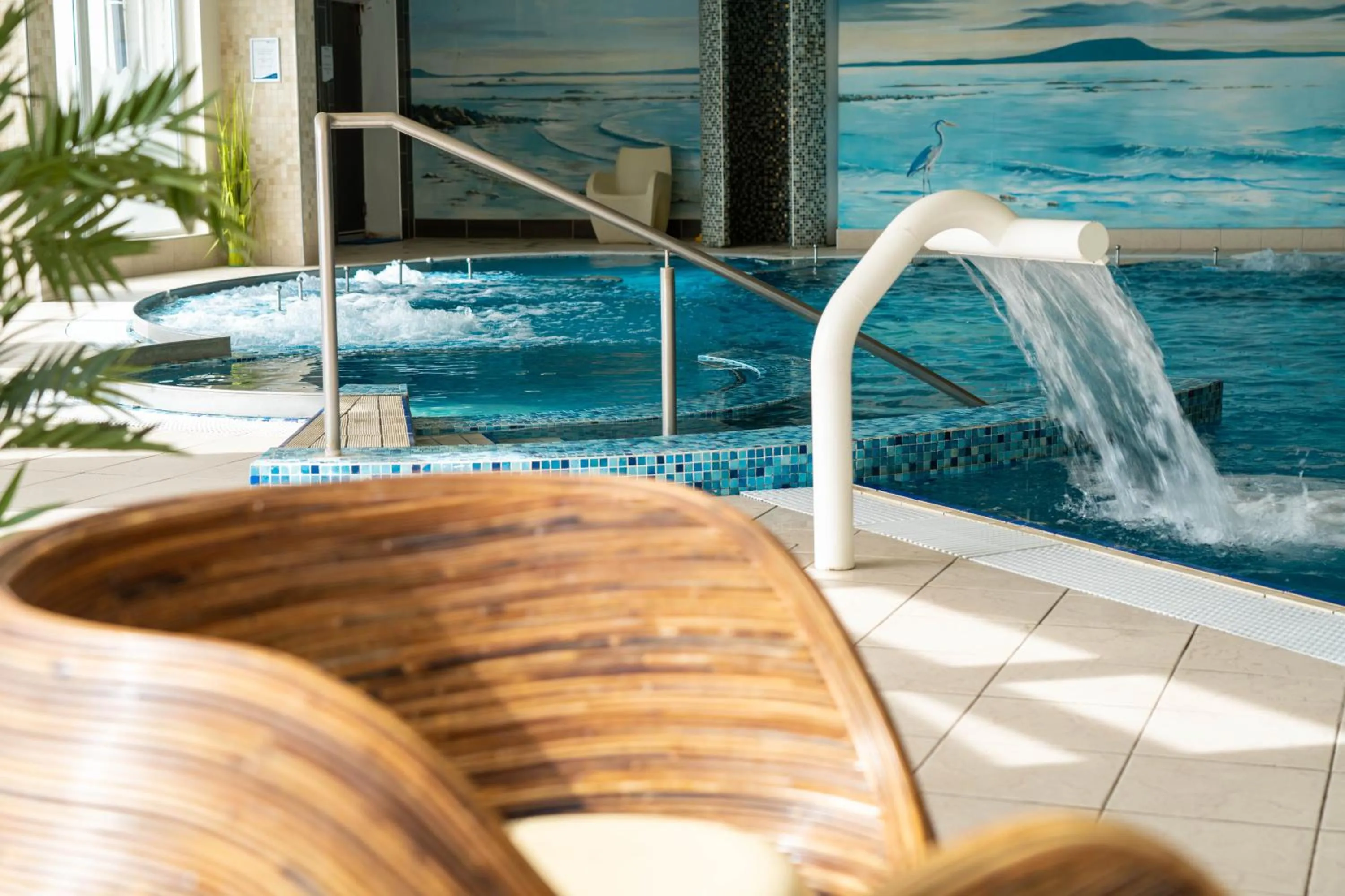 Swimming pool in Redcastle Hotel