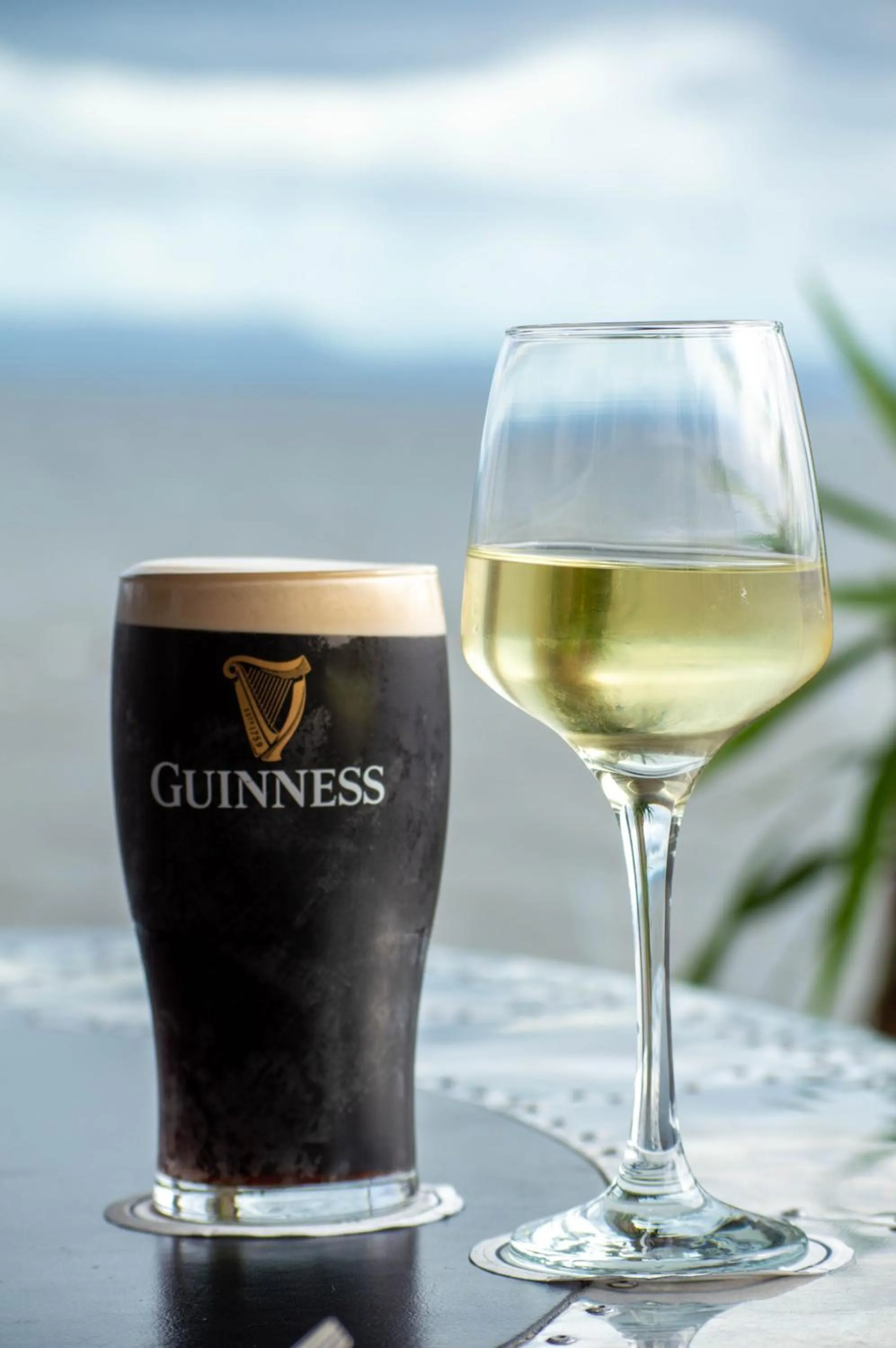 Lounge or bar in Redcastle Hotel