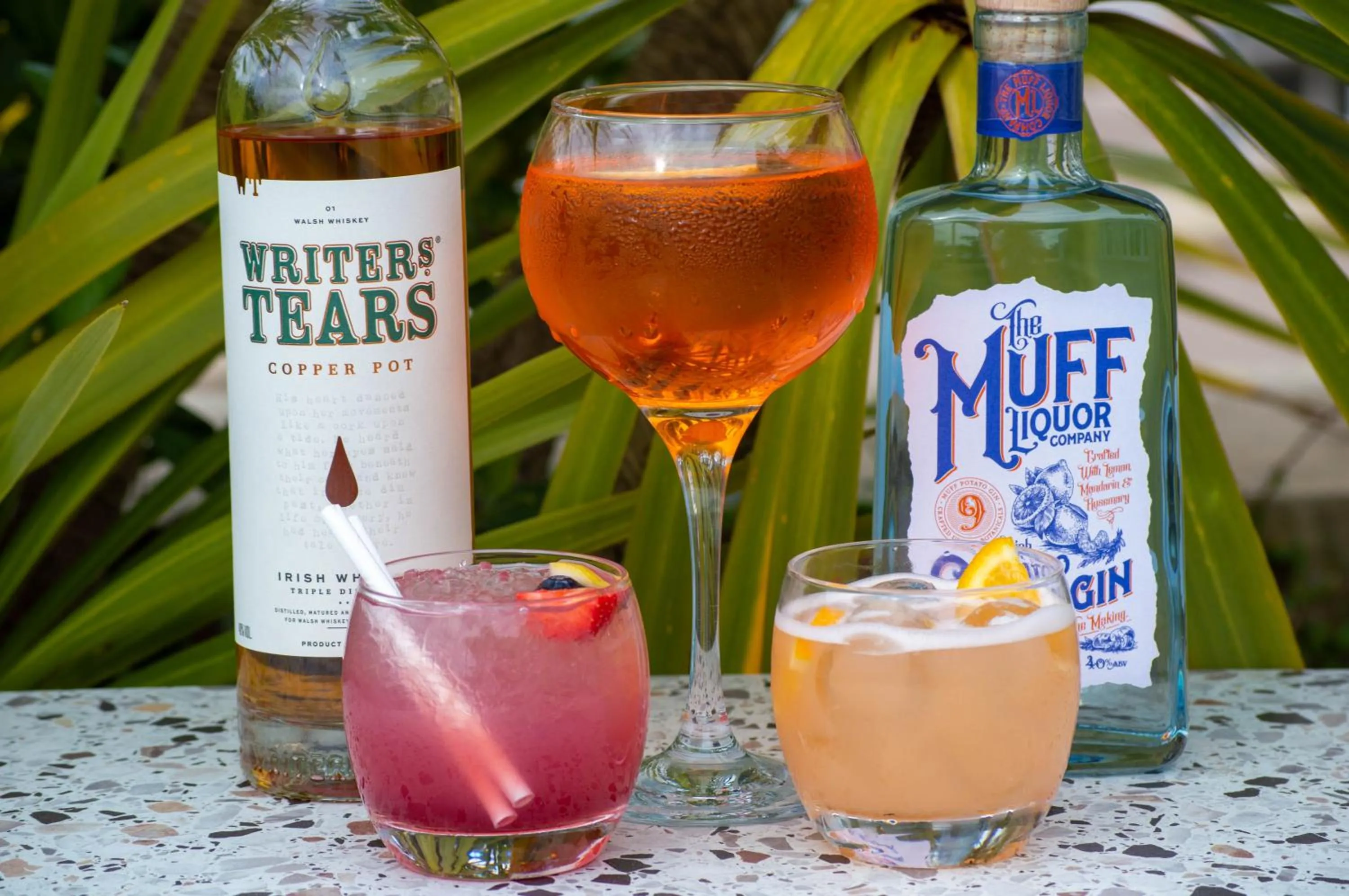 Lounge or bar in Redcastle Hotel