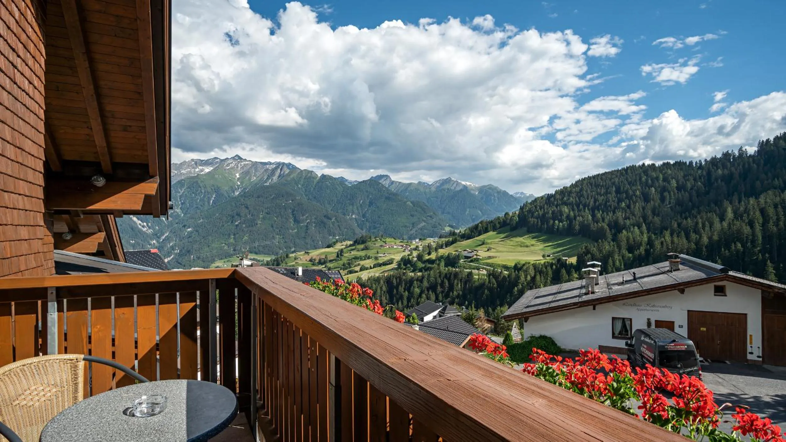 Balcony/Terrace in Apart-Hotel Aurora Fiss