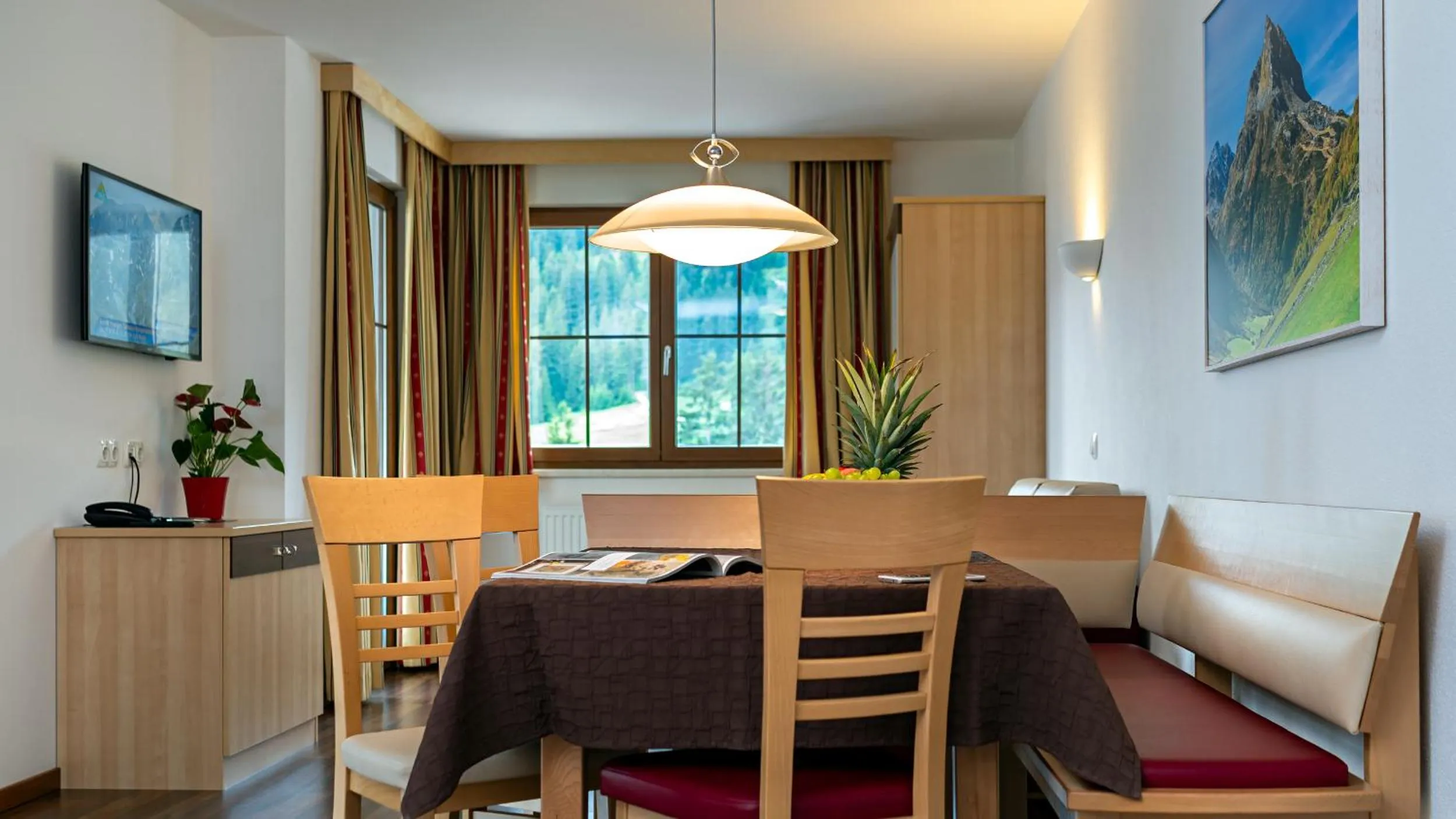 Dining area in Apart-Hotel Aurora Fiss