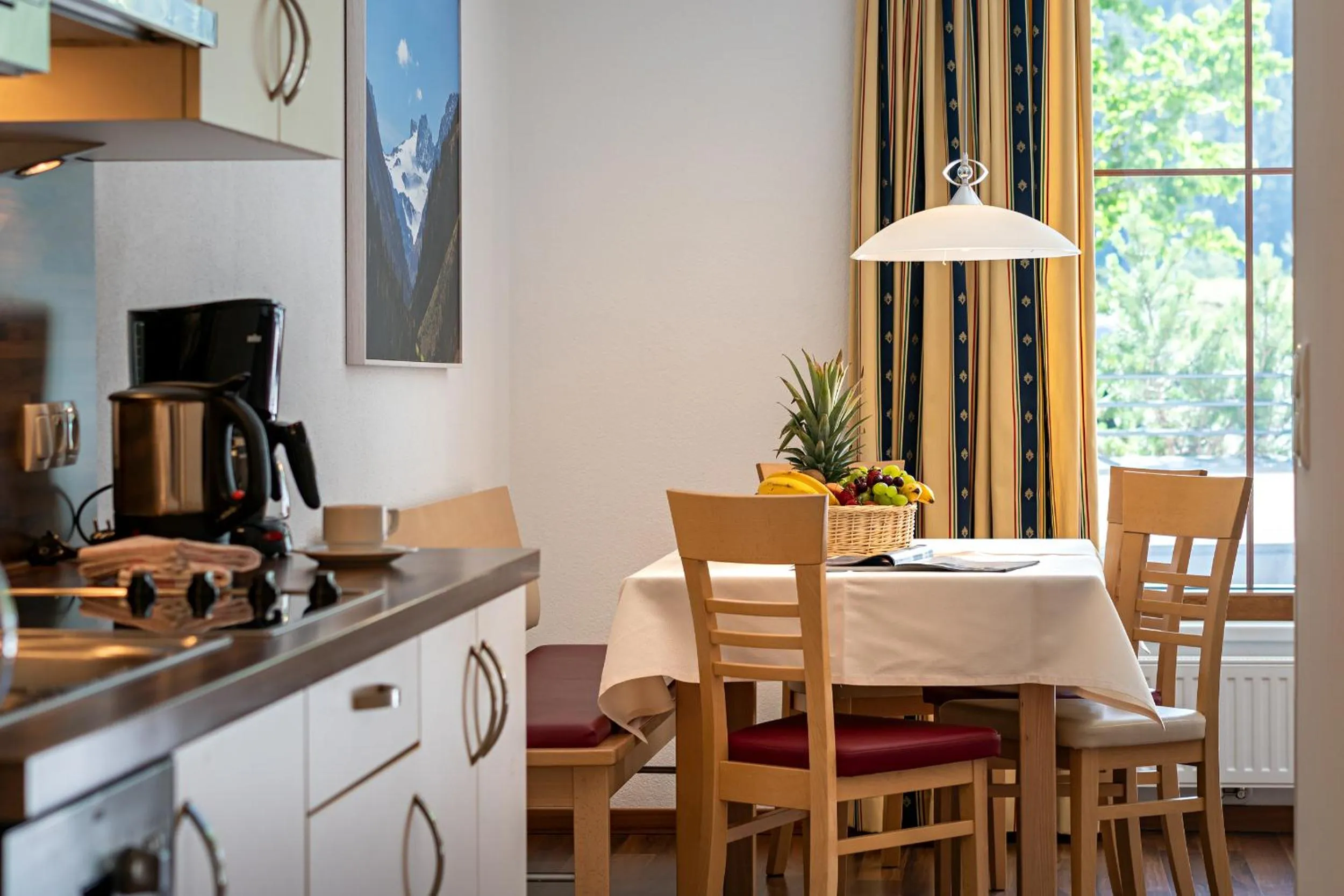 Kitchen or kitchenette in Apart-Hotel Aurora Fiss