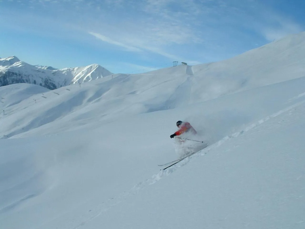 Skiing in Apart-Hotel Aurora Fiss