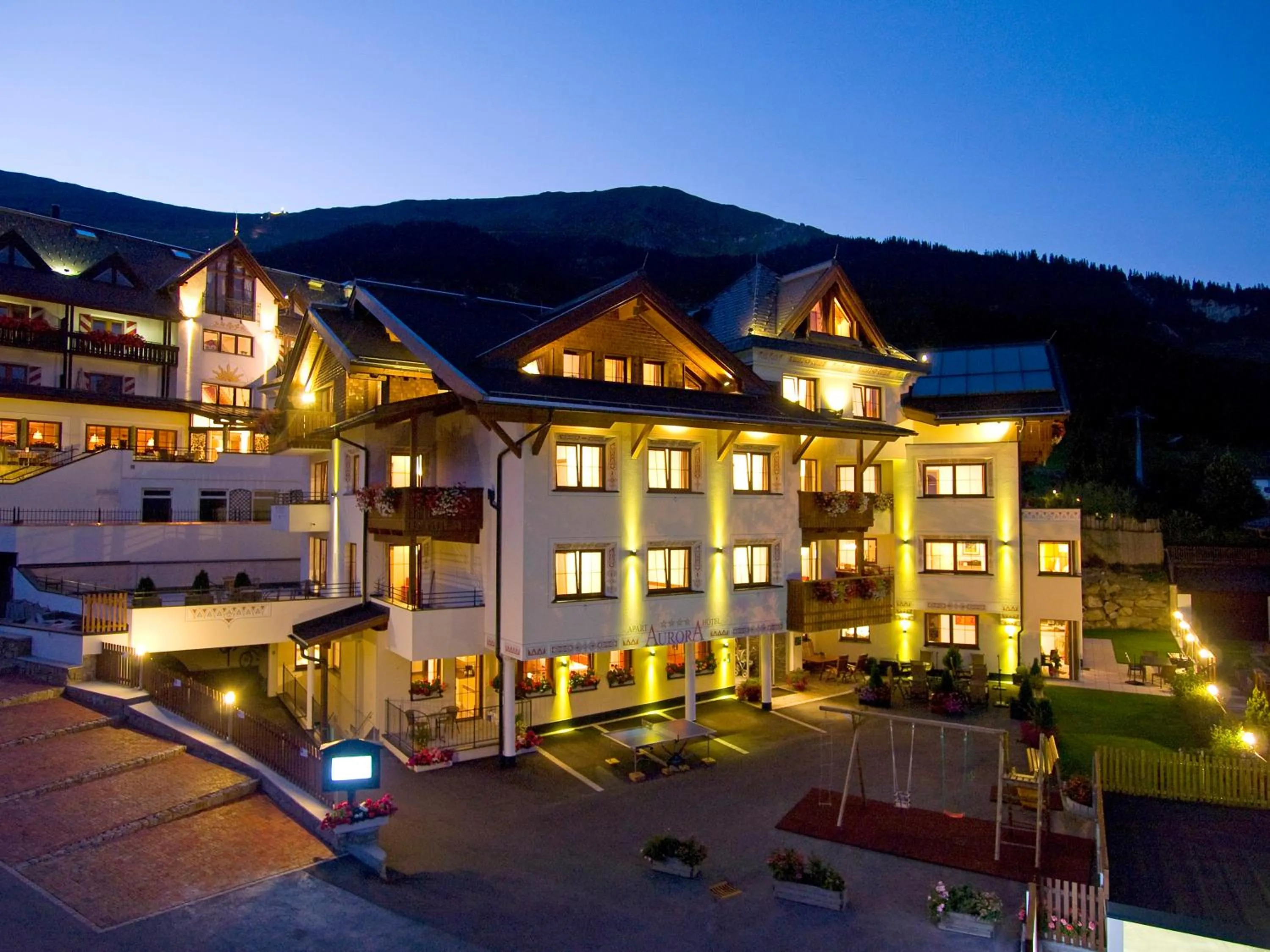 Facade/entrance in Apart-Hotel Aurora Fiss