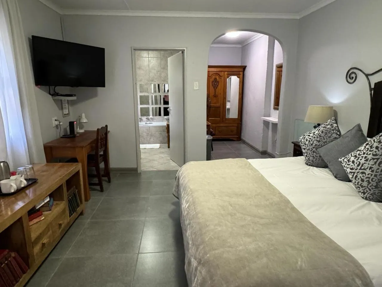 Bed in Rabbit Hole Hotel