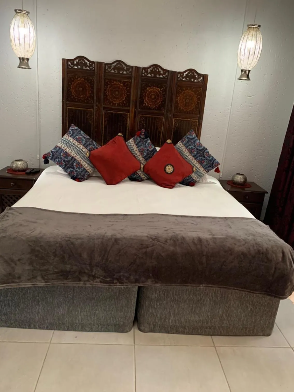 Bed in Rabbit Hole Hotel