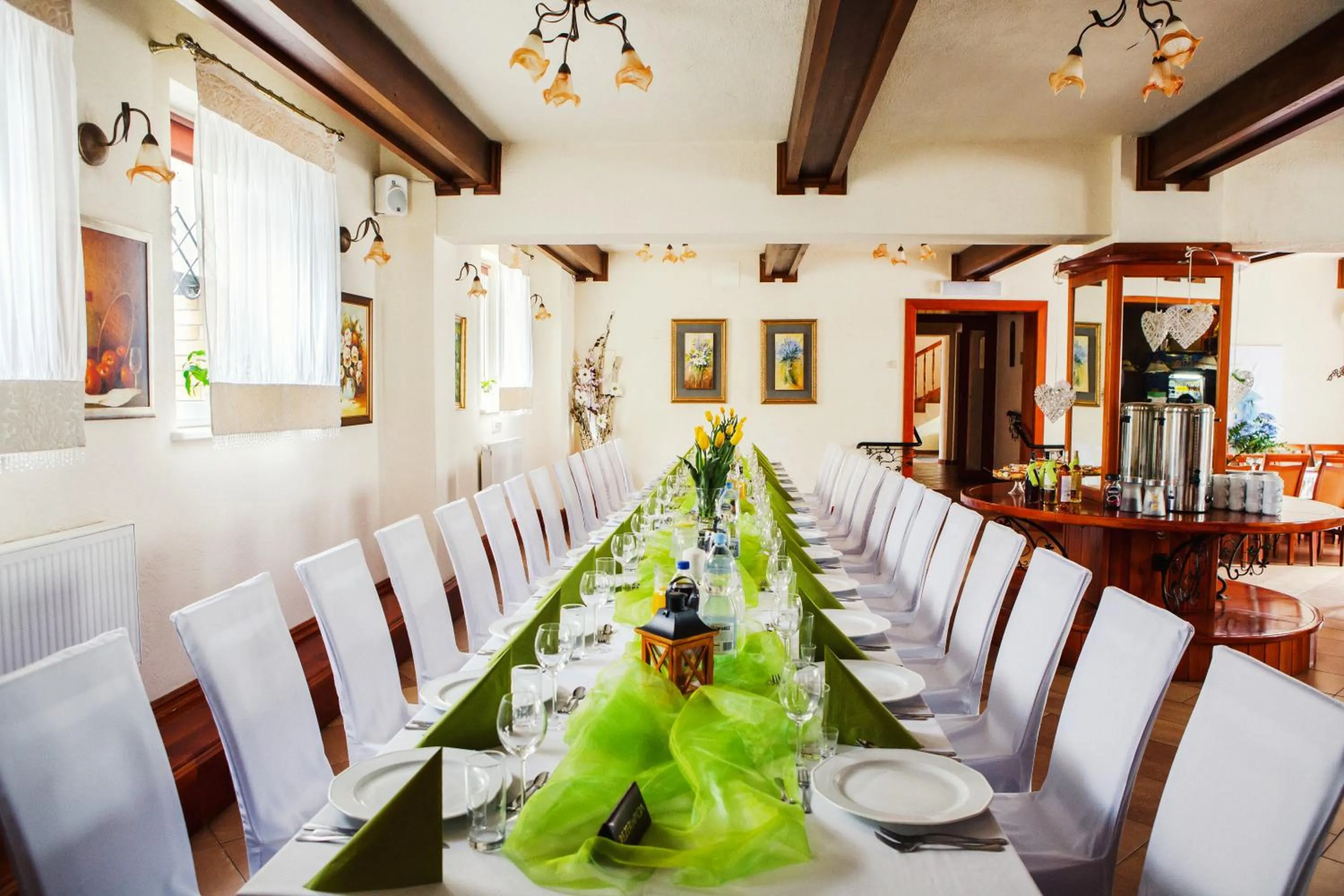 Restaurant/places to eat in Hotel i Restauracja Nad Jeziorem
