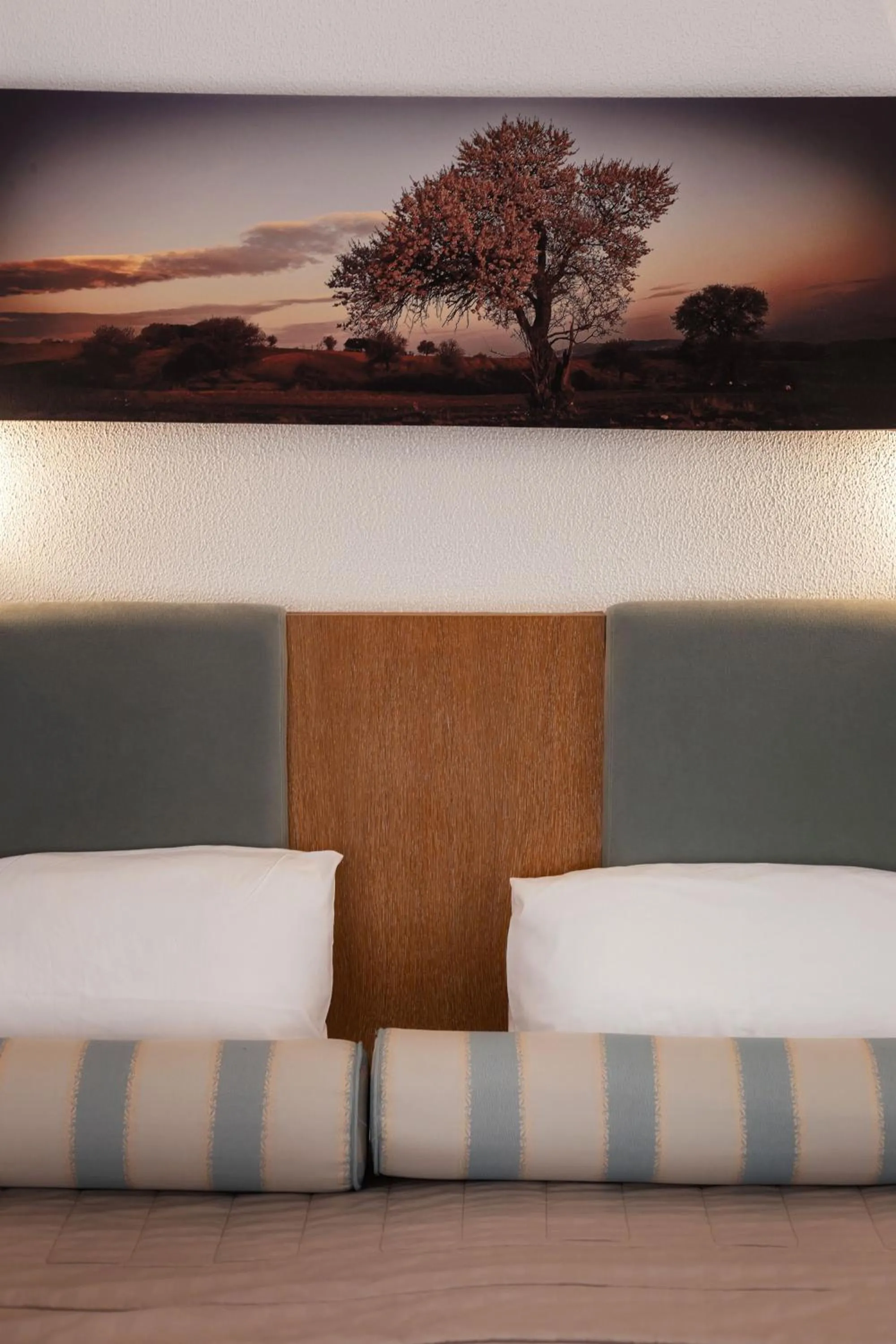 Decorative detail in Kapsohora Inn