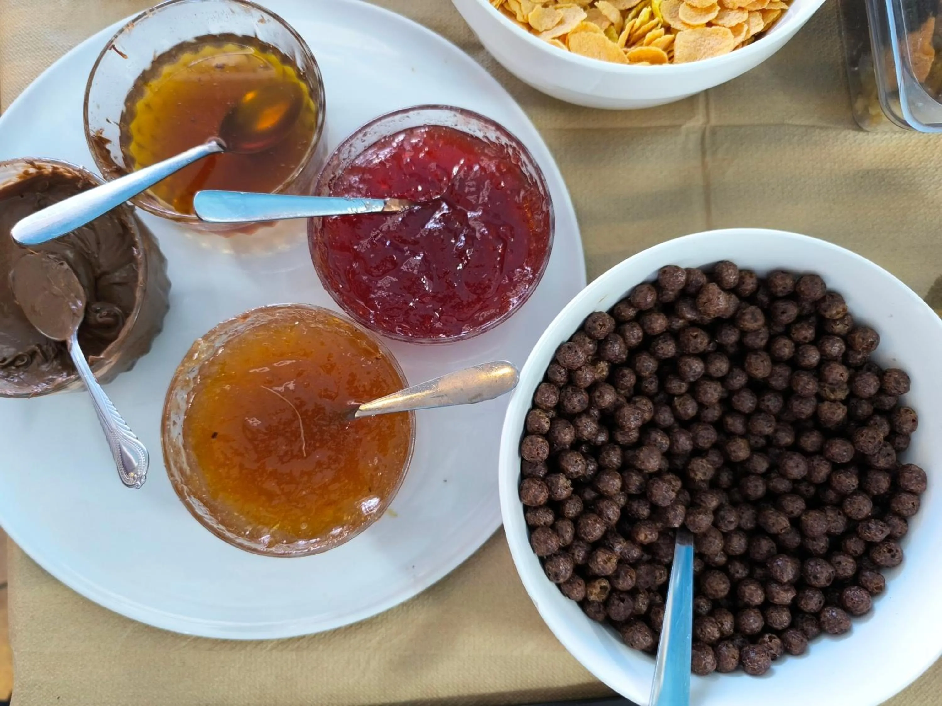 Breakfast in Kapsohora Inn