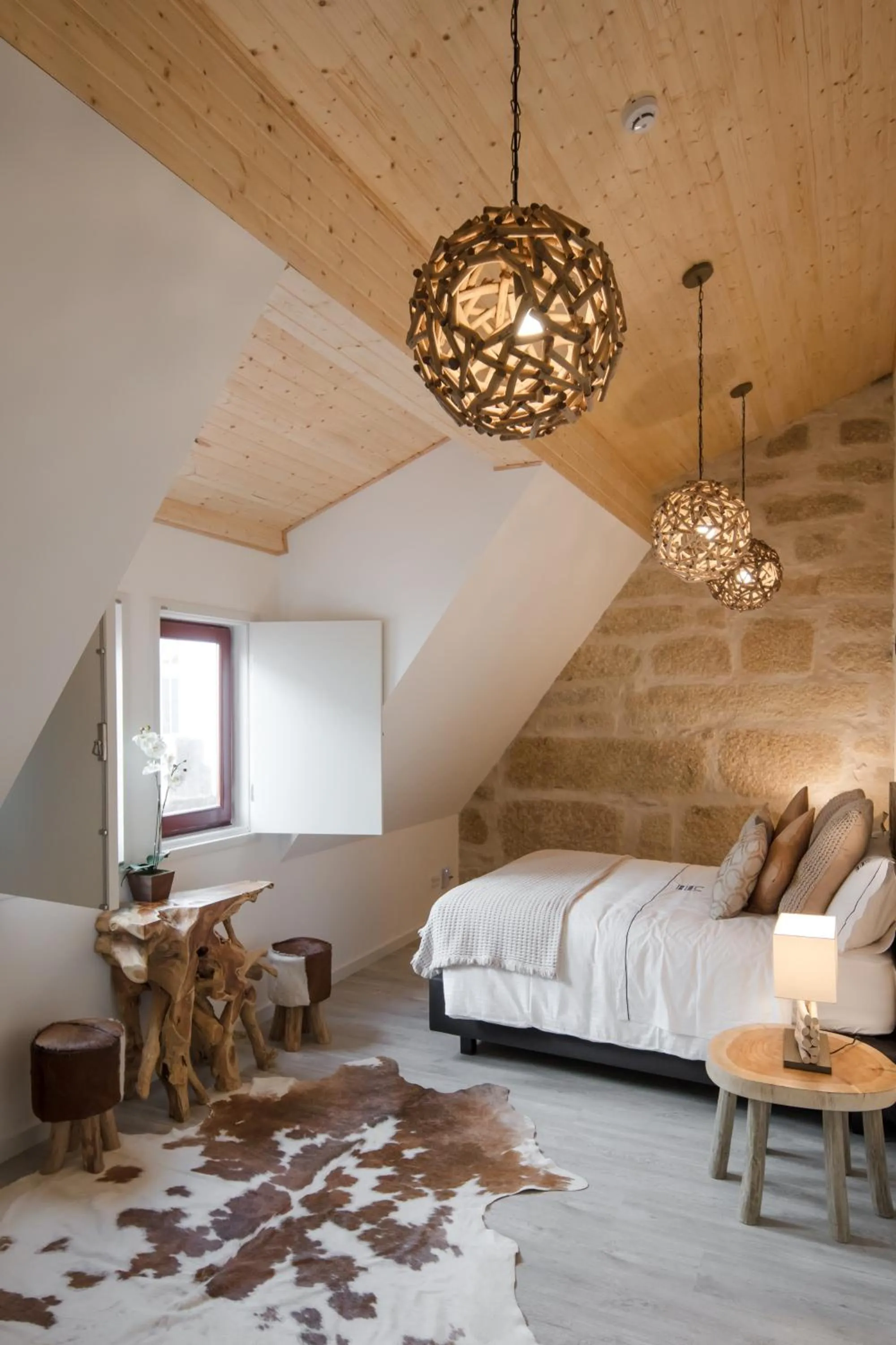 Bedroom, Bed in Porto Deluxe Suites