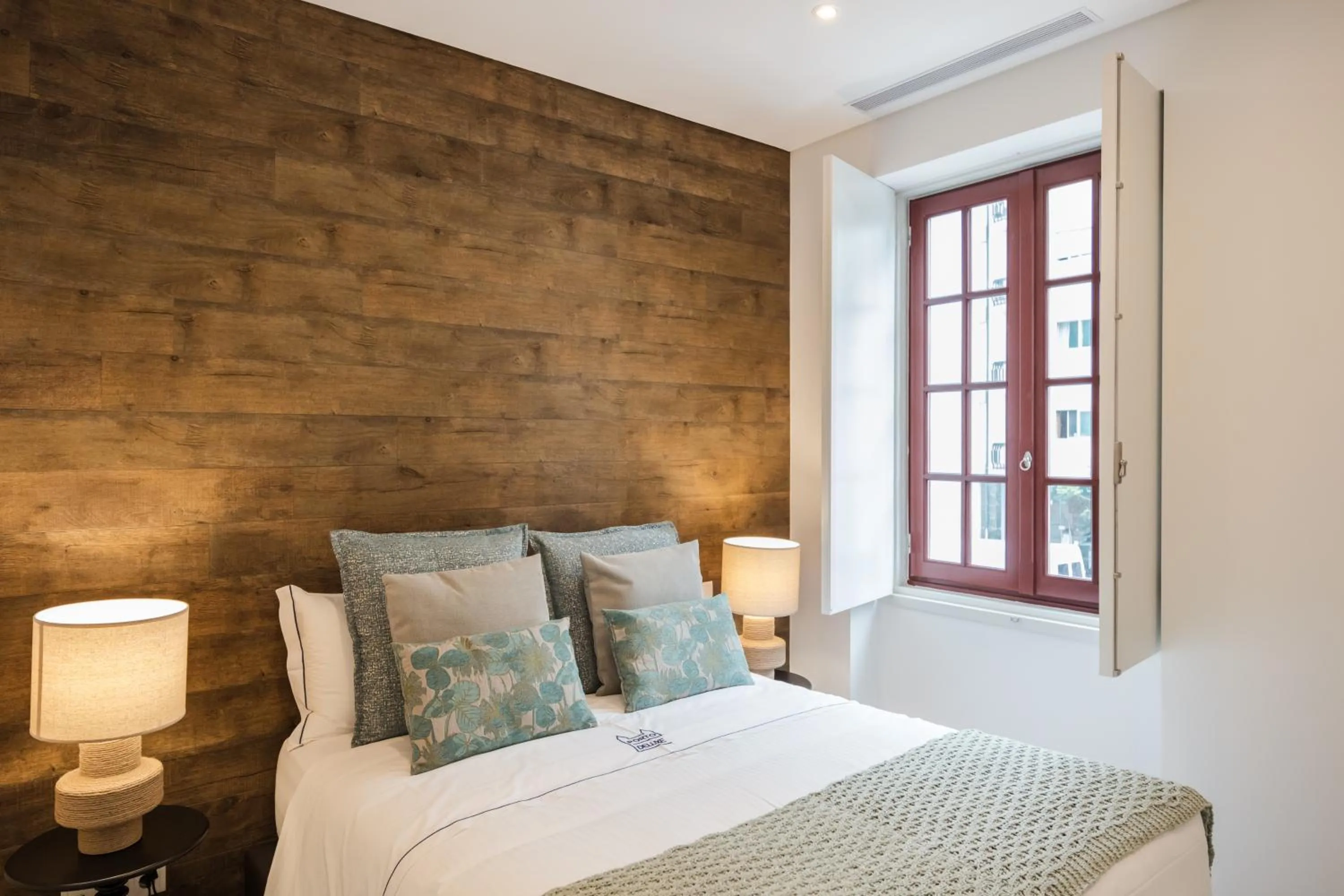 Bedroom, Bed in Porto Deluxe Suites