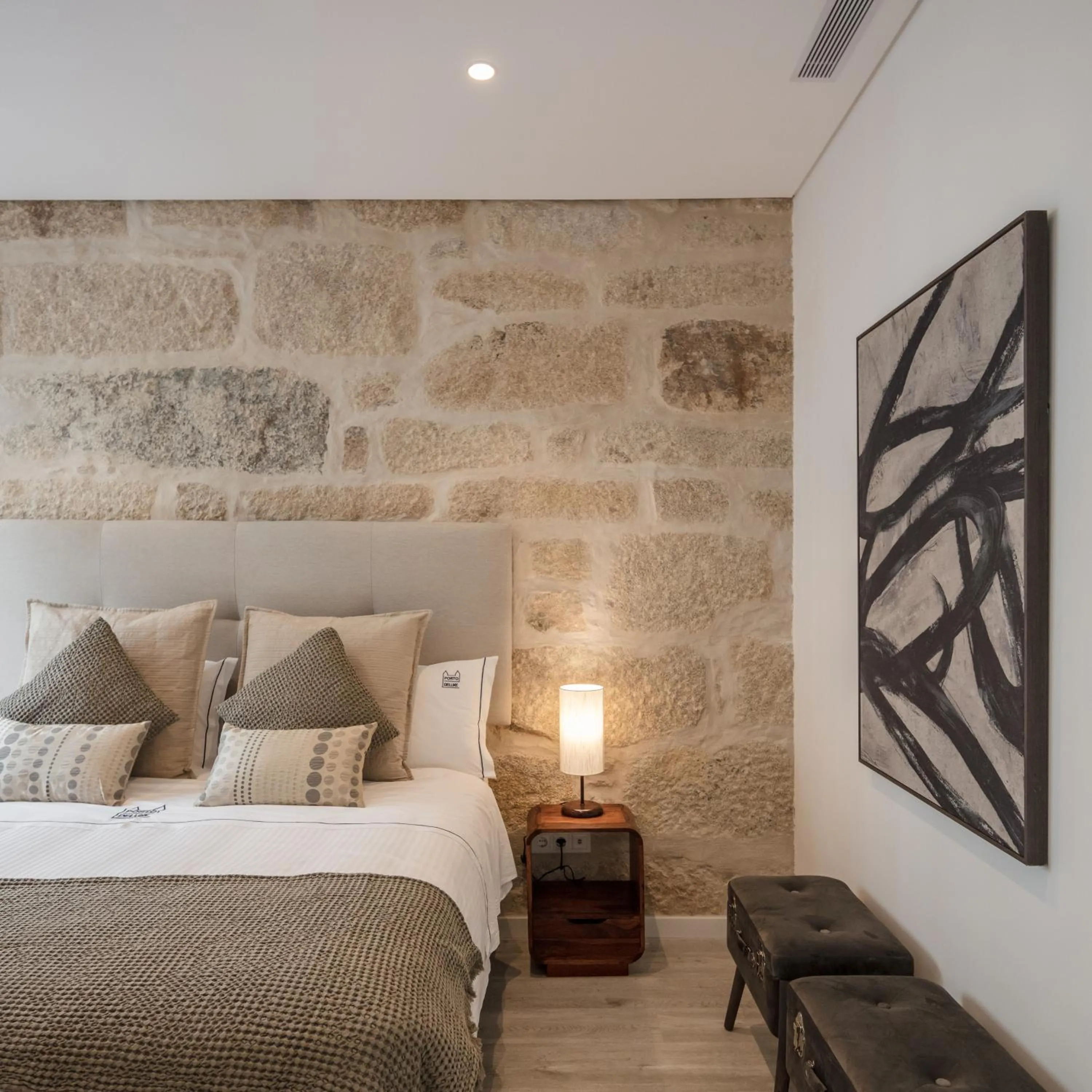 Bedroom, Bed in Porto Deluxe Suites