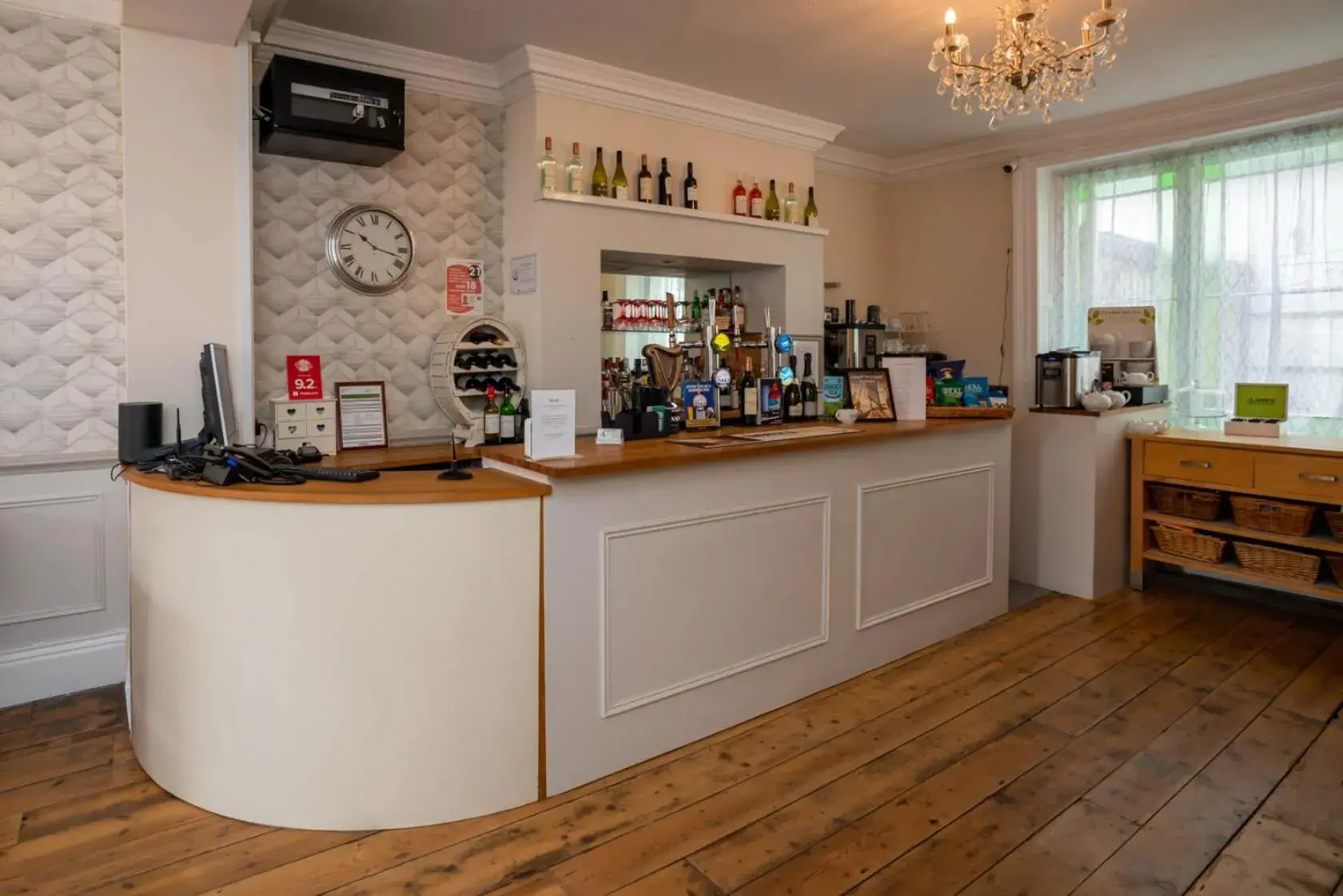 Lounge or bar in Alexandra Hotel Lounge or bar in Alexandra Hotel